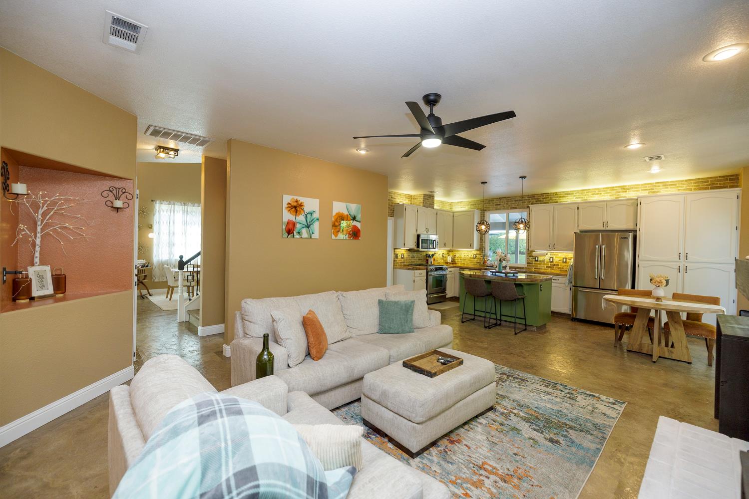 227 Van Dyken Way, Ripon, CA 95366