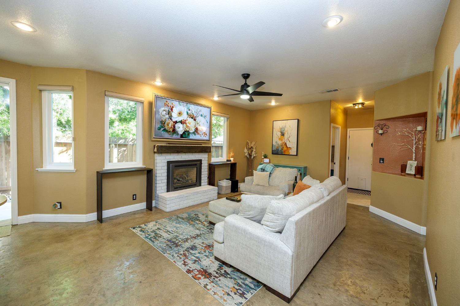 227 Van Dyken Way, Ripon, CA 95366