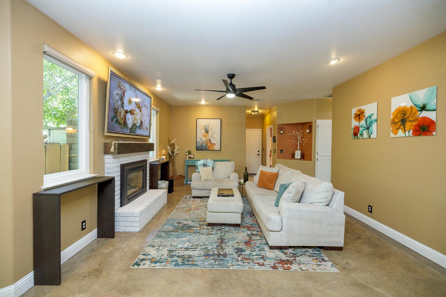 227 Van Dyken Way, Ripon, CA 95366