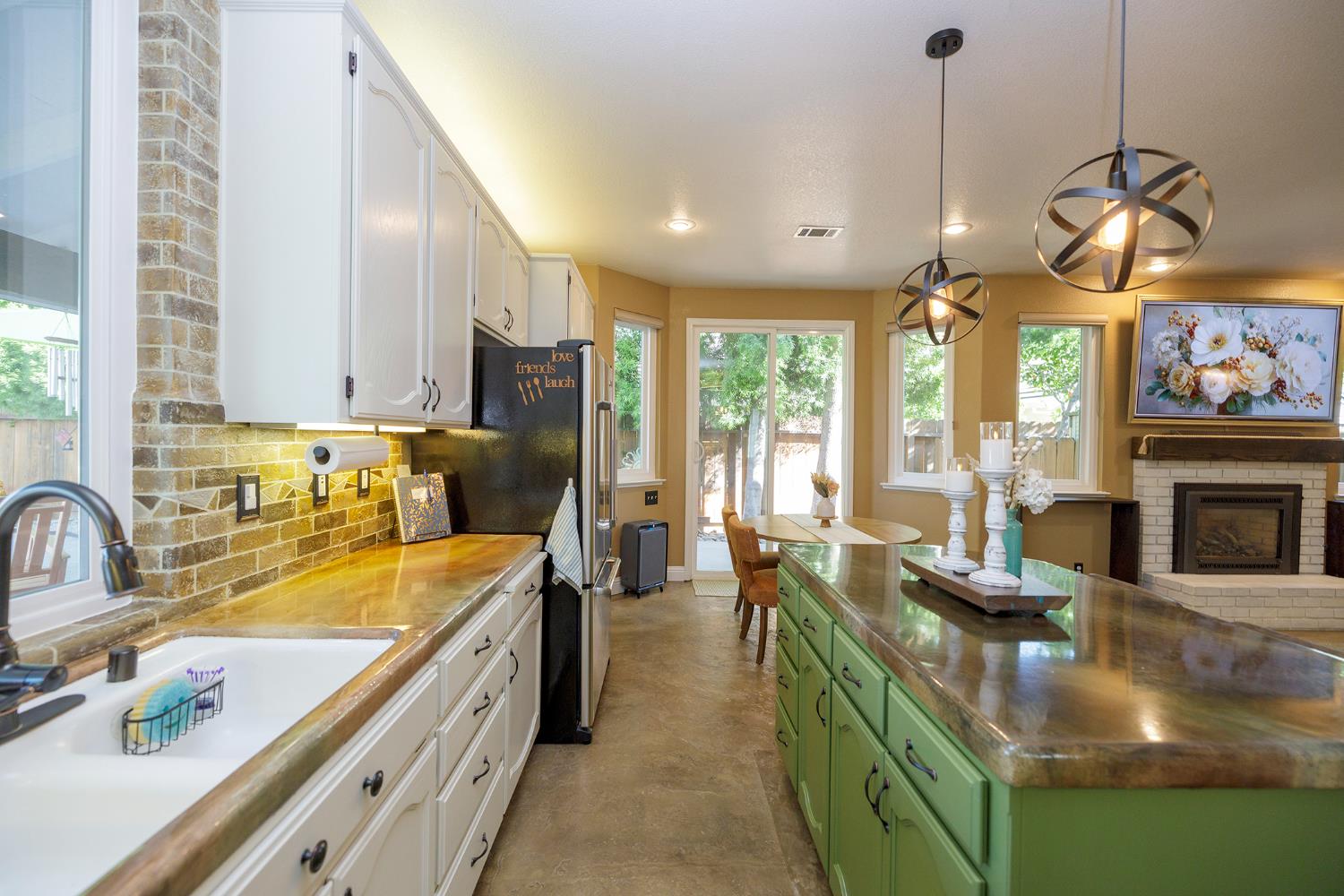 227 Van Dyken Way, Ripon, CA 95366