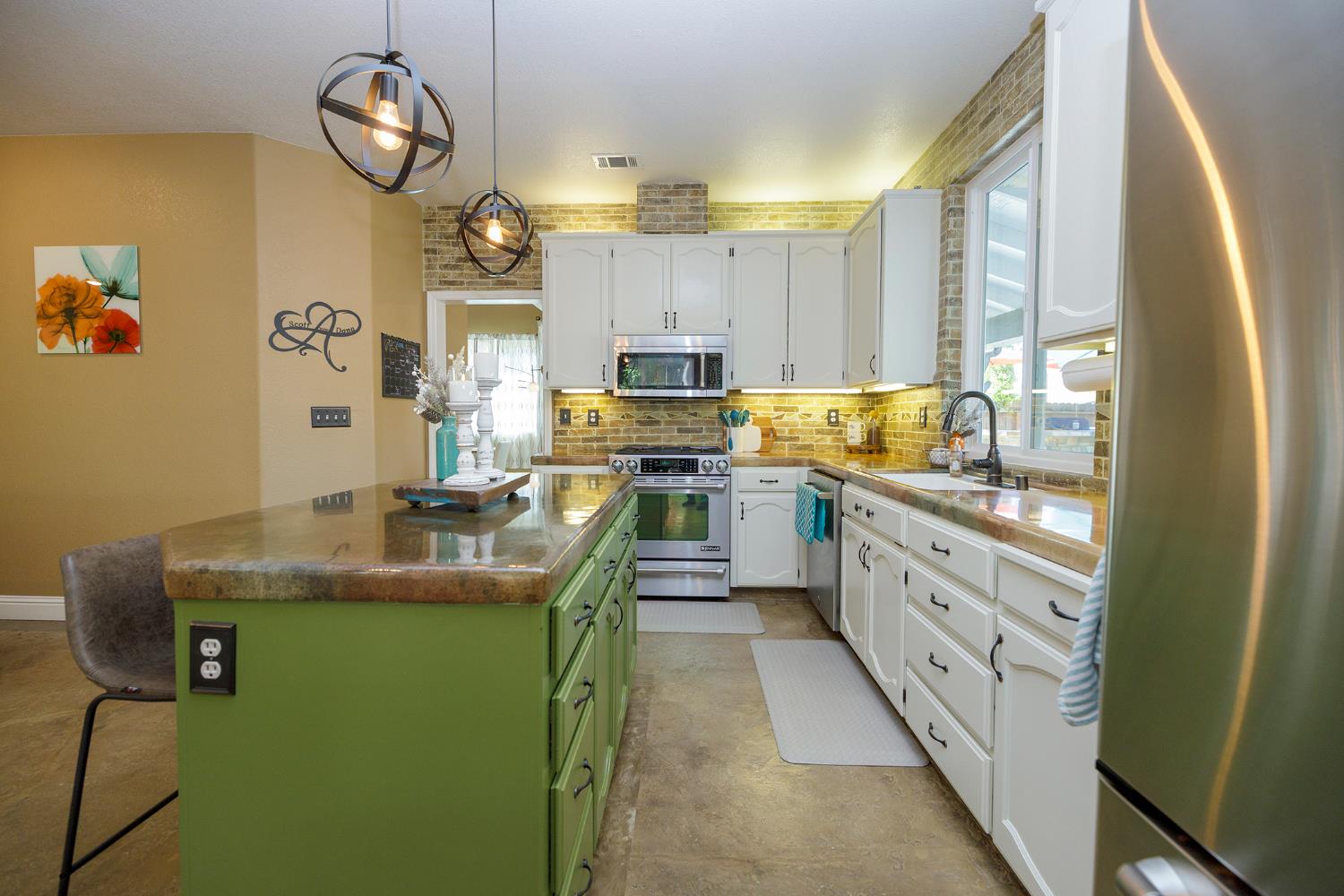 227 Van Dyken Way, Ripon, CA 95366