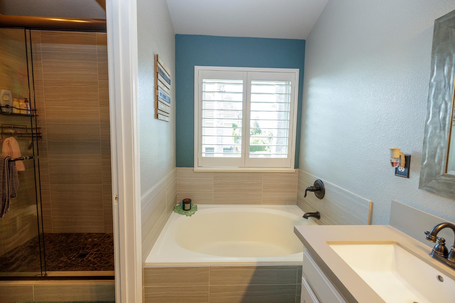 227 Van Dyken Way, Ripon, CA 95366