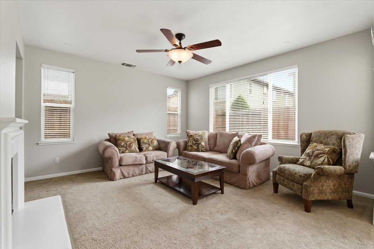 3554 Whitehaven Ave, Ceres, CA 95307