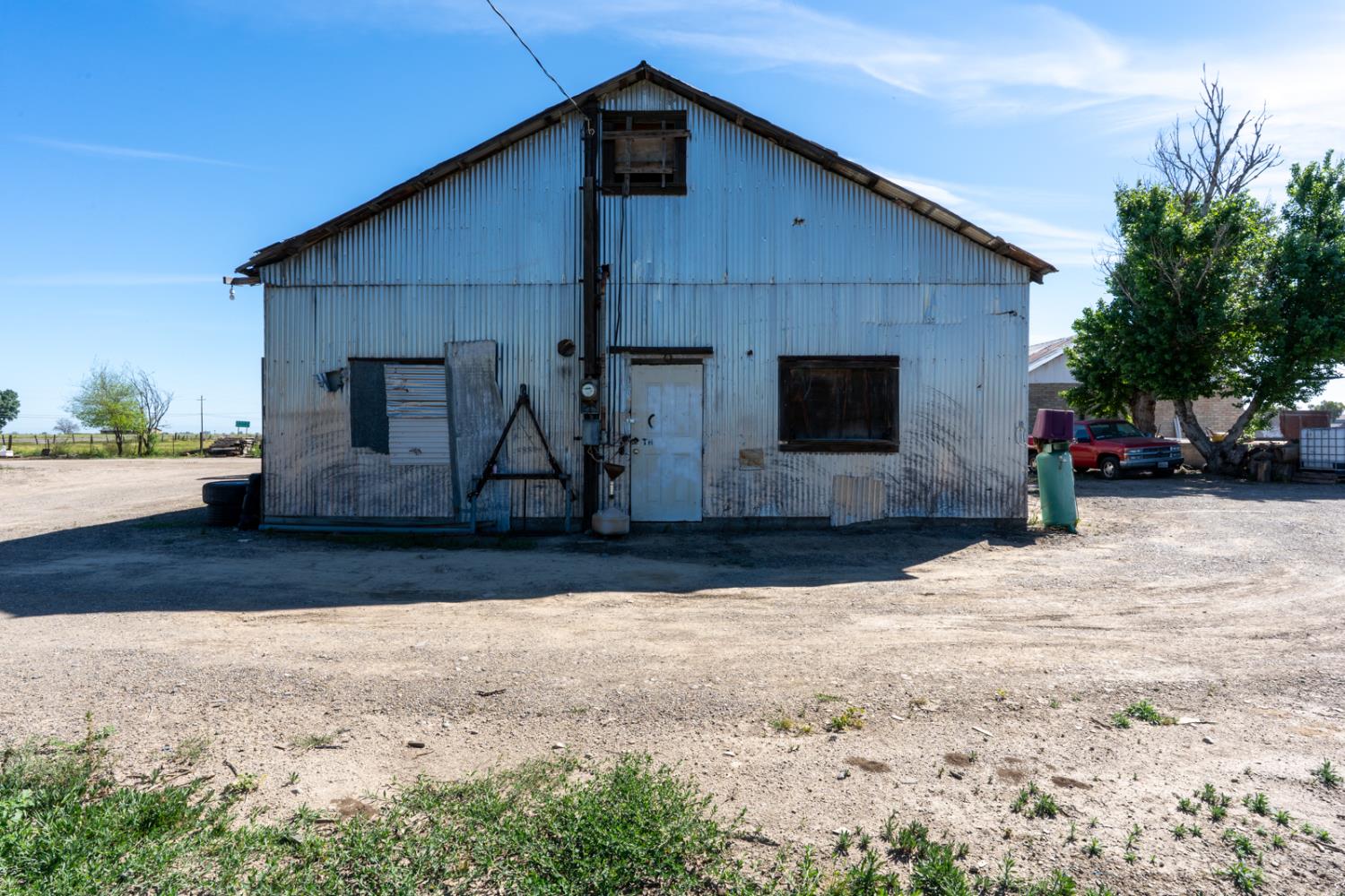 23429 Highway 152, Los Banos, CA 93635