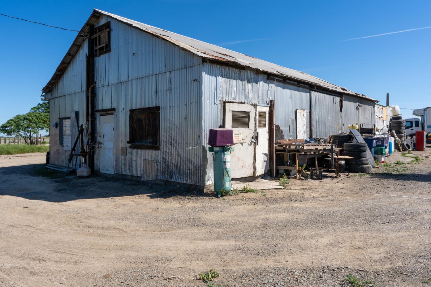 23429 Highway 152, Los Banos, CA 93635