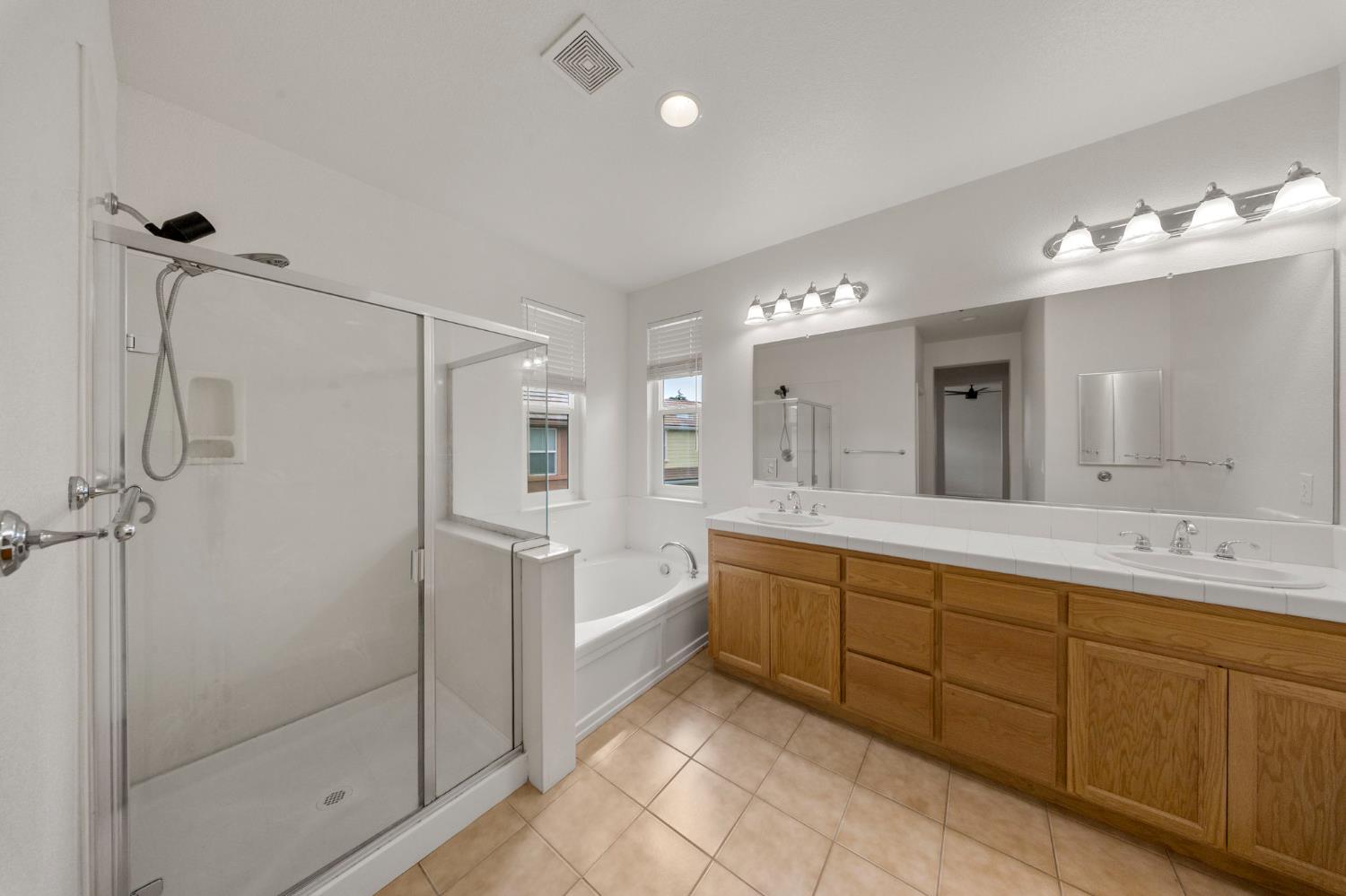 9332 Vintner Cir, Patterson, CA 95363