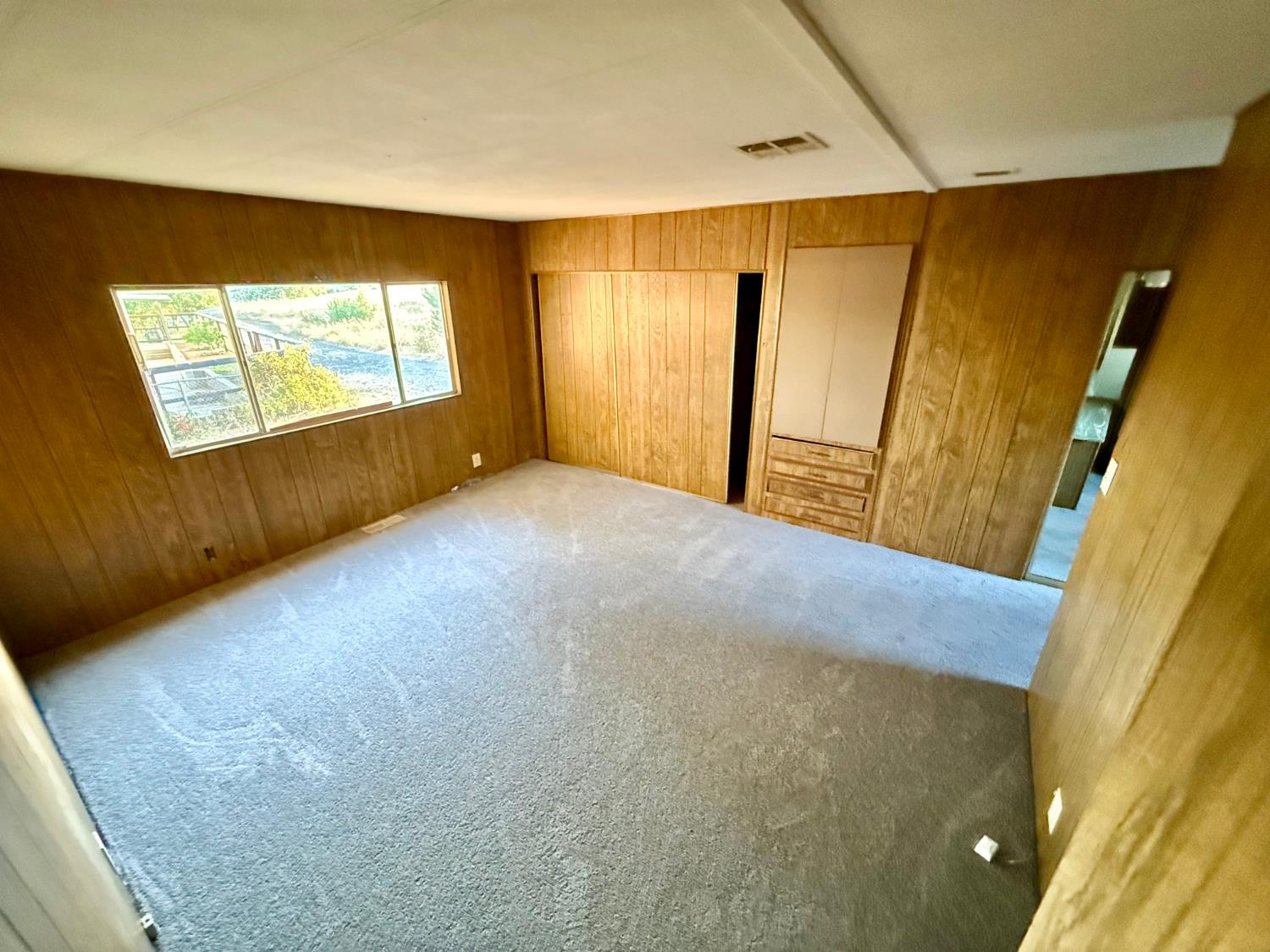 695 Feather Dr, Copperopolis, CA 95228