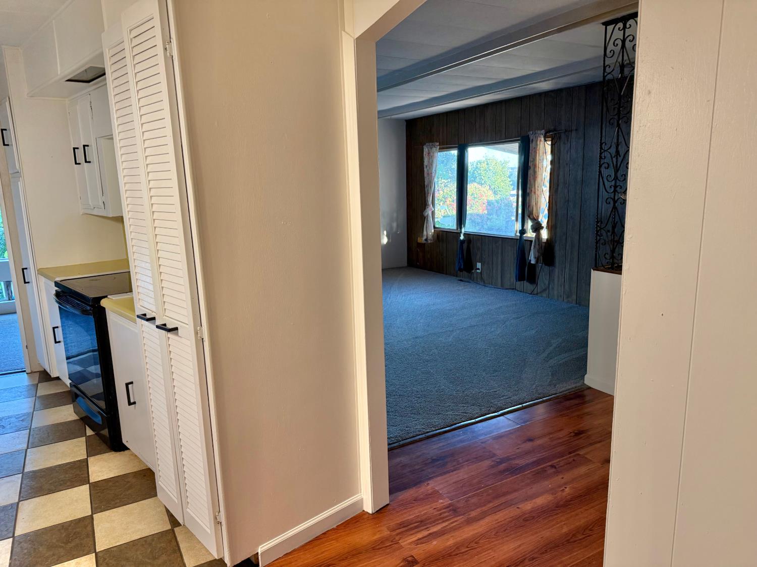 695 Feather Dr, Copperopolis, CA 95228