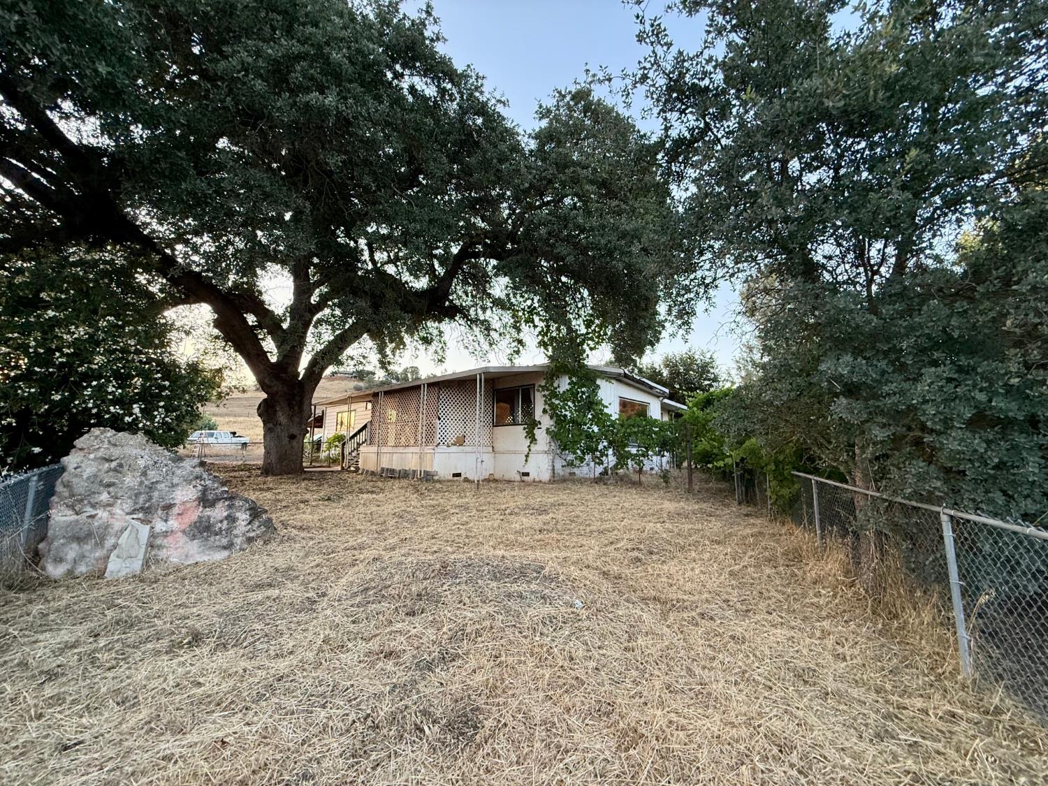 695 Feather Dr, Copperopolis, CA 95228