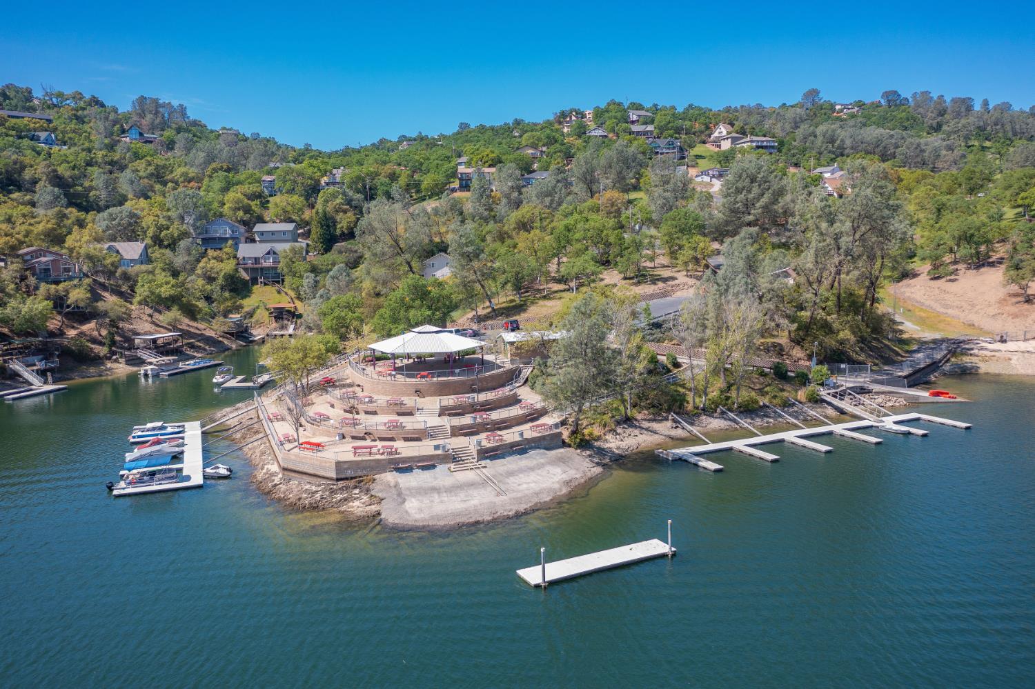 695 Feather Dr, Copperopolis, CA 95228