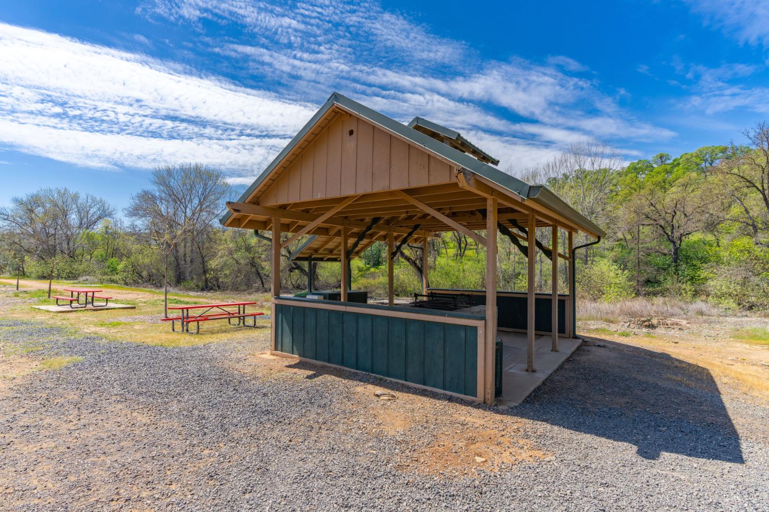 695 Feather Dr, Copperopolis, CA 95228