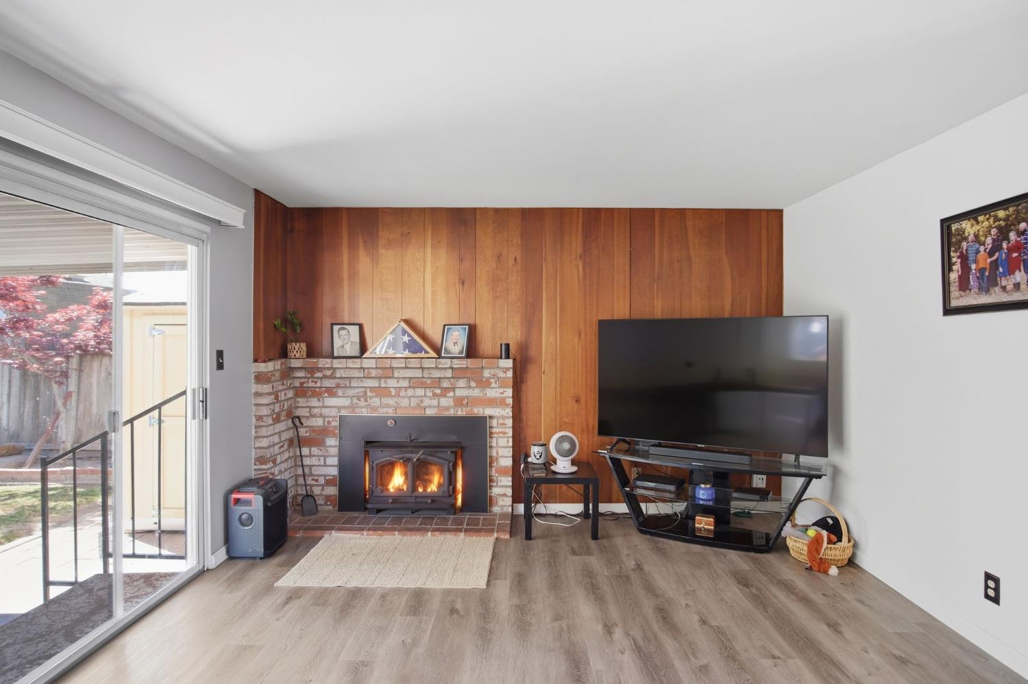 524 Ribier Ave, Modesto, CA 95350