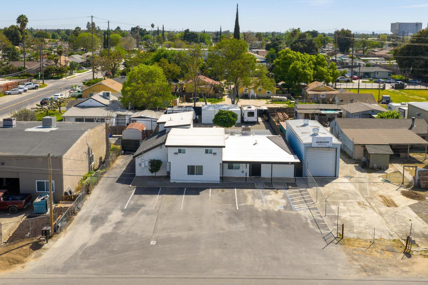 1432 Page Ct, Modesto, CA 95354