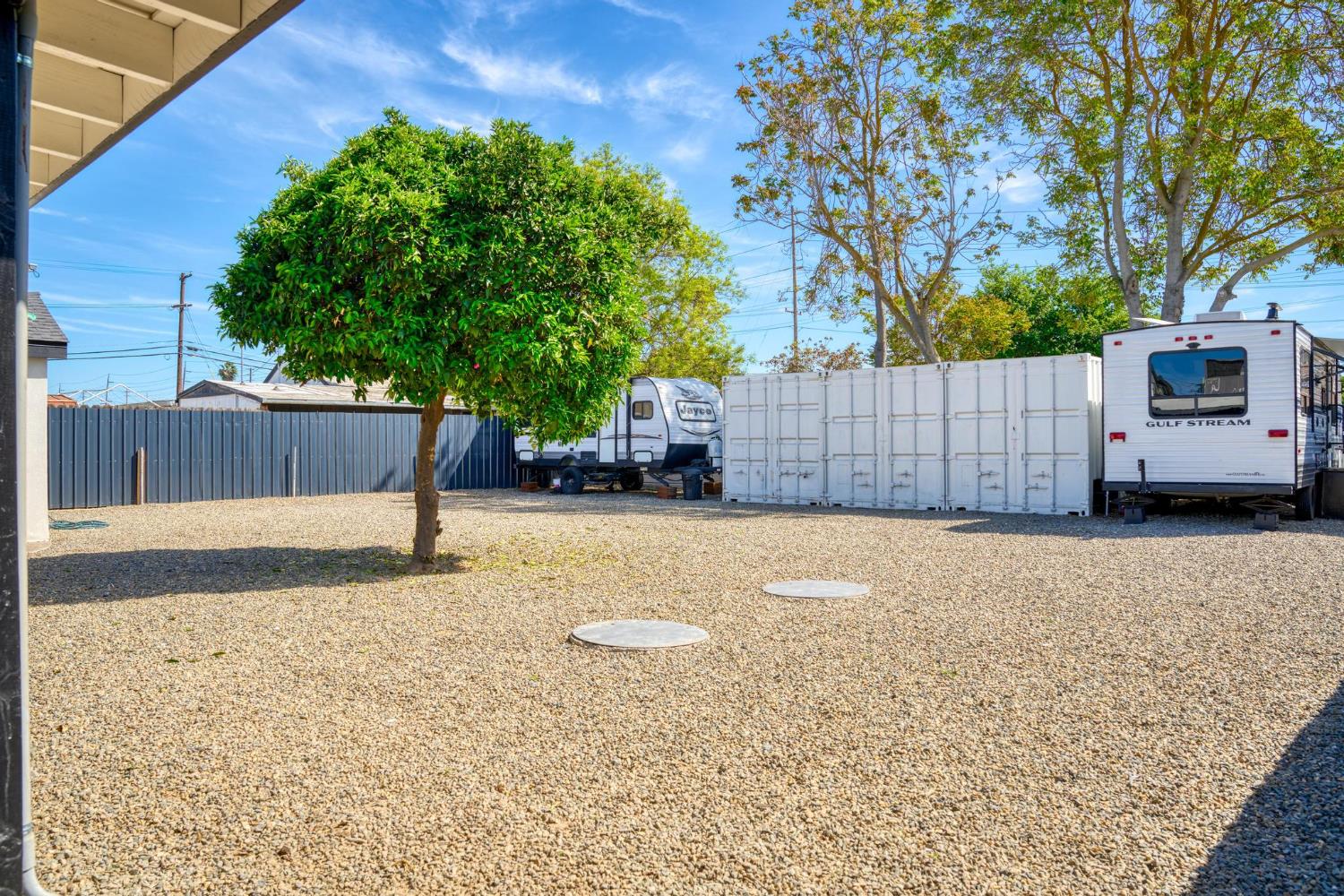 1432 Page Ct, Modesto, CA 95354