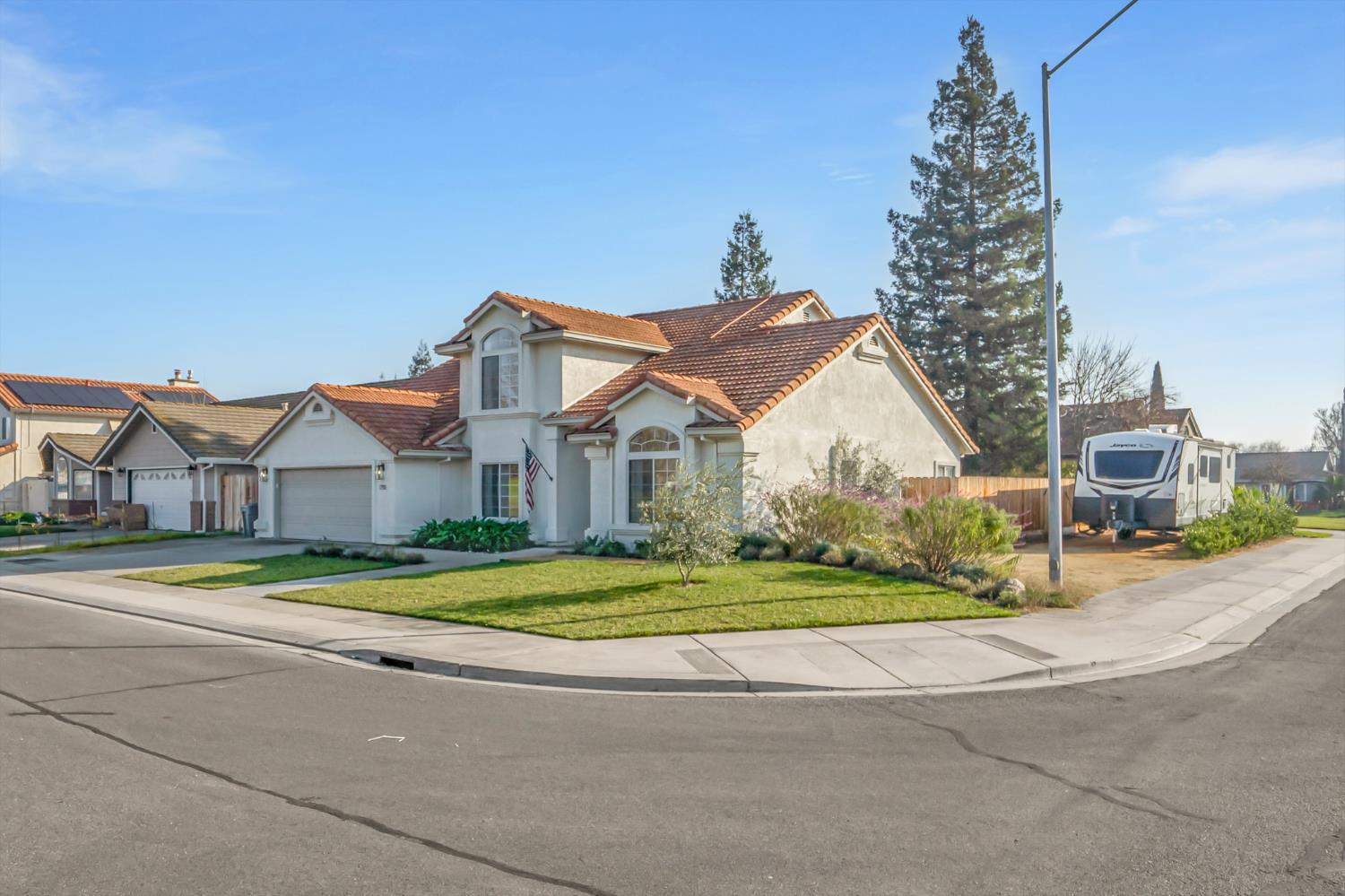 710 Vermeulen Dr, Ripon, CA 95366