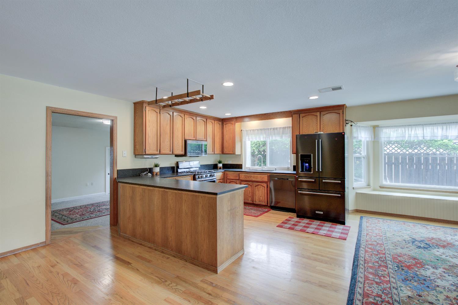 974 San Miguel Pl, Manteca, CA 95336