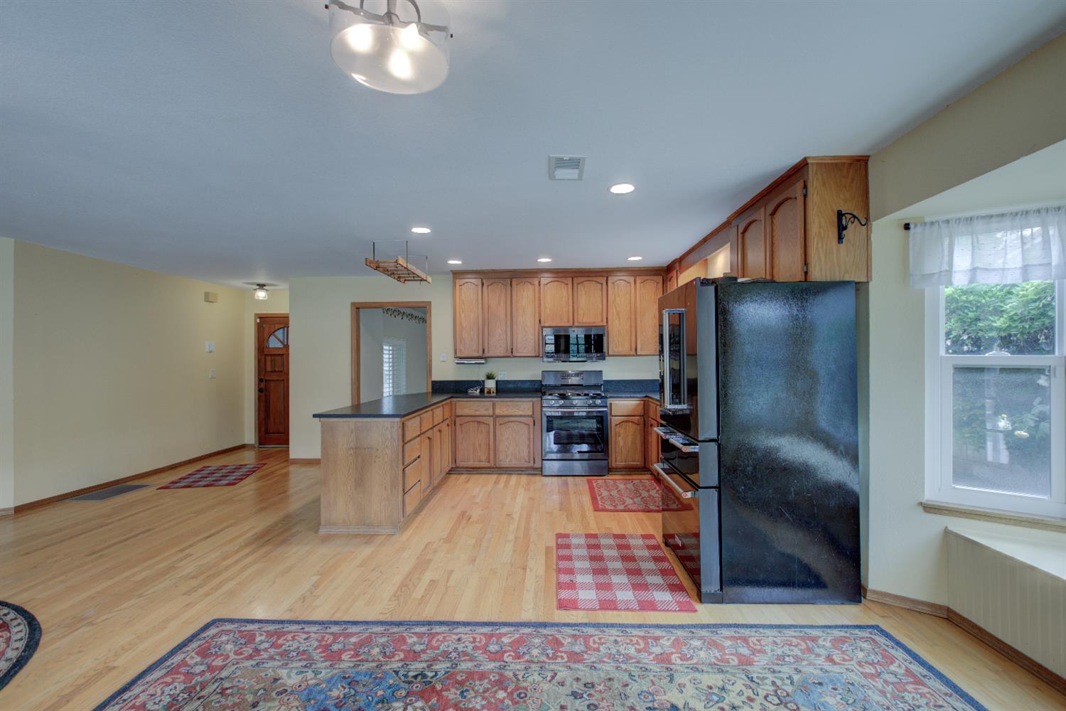 974 San Miguel Pl, Manteca, CA 95336