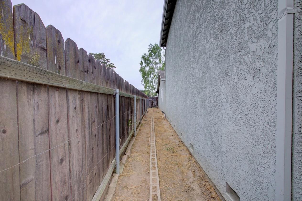 974 San Miguel Pl, Manteca, CA 95336