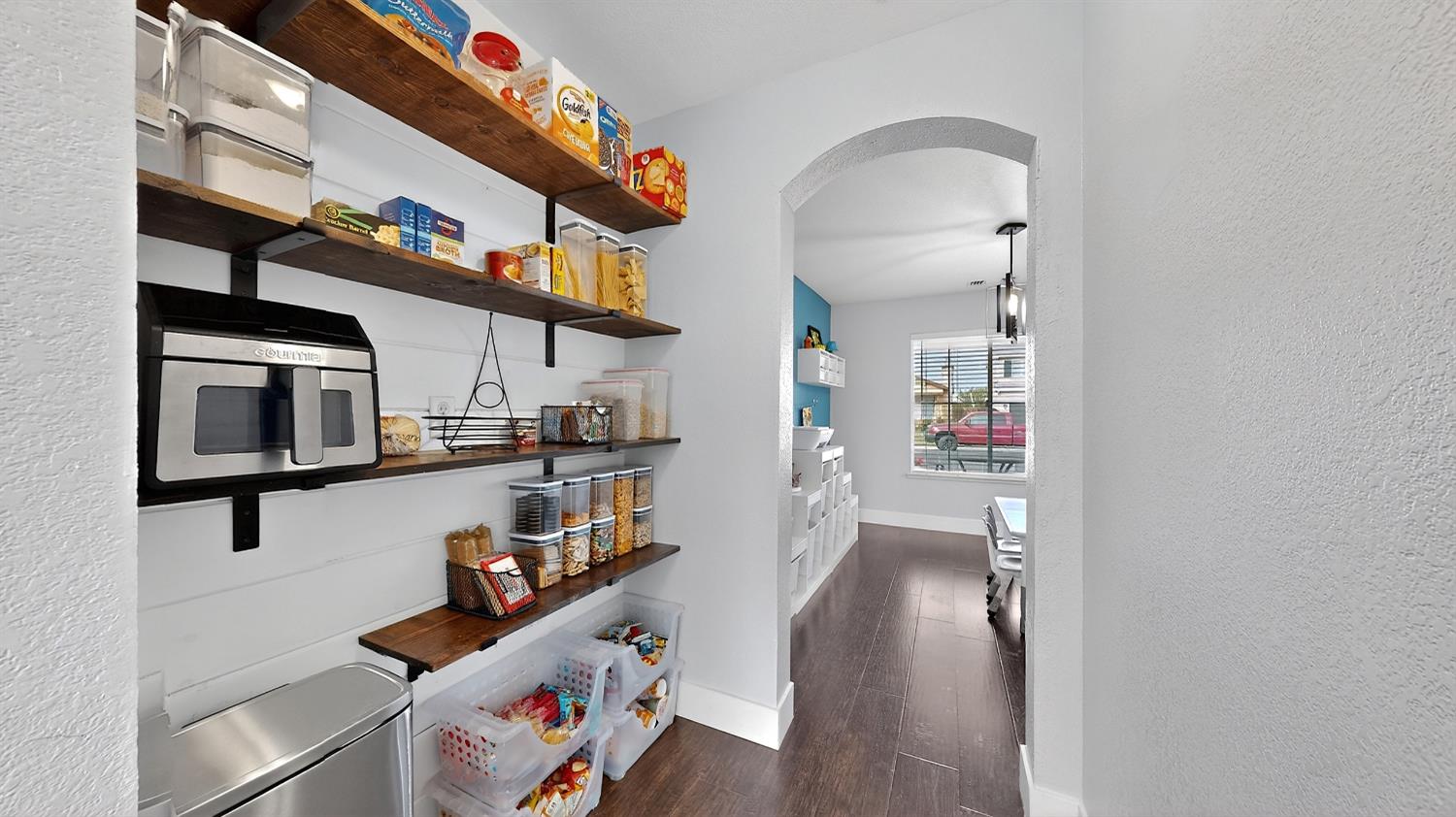 4224 Mount Pleasant Dr, Modesto, CA 95357