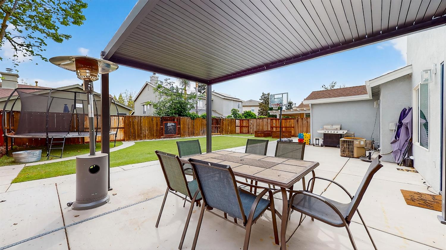 4224 Mount Pleasant Dr, Modesto, CA 95357