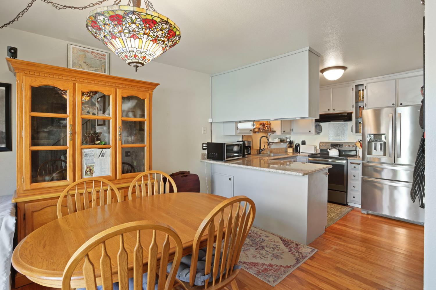 604 Edgebrook Ct, Modesto, CA 95354