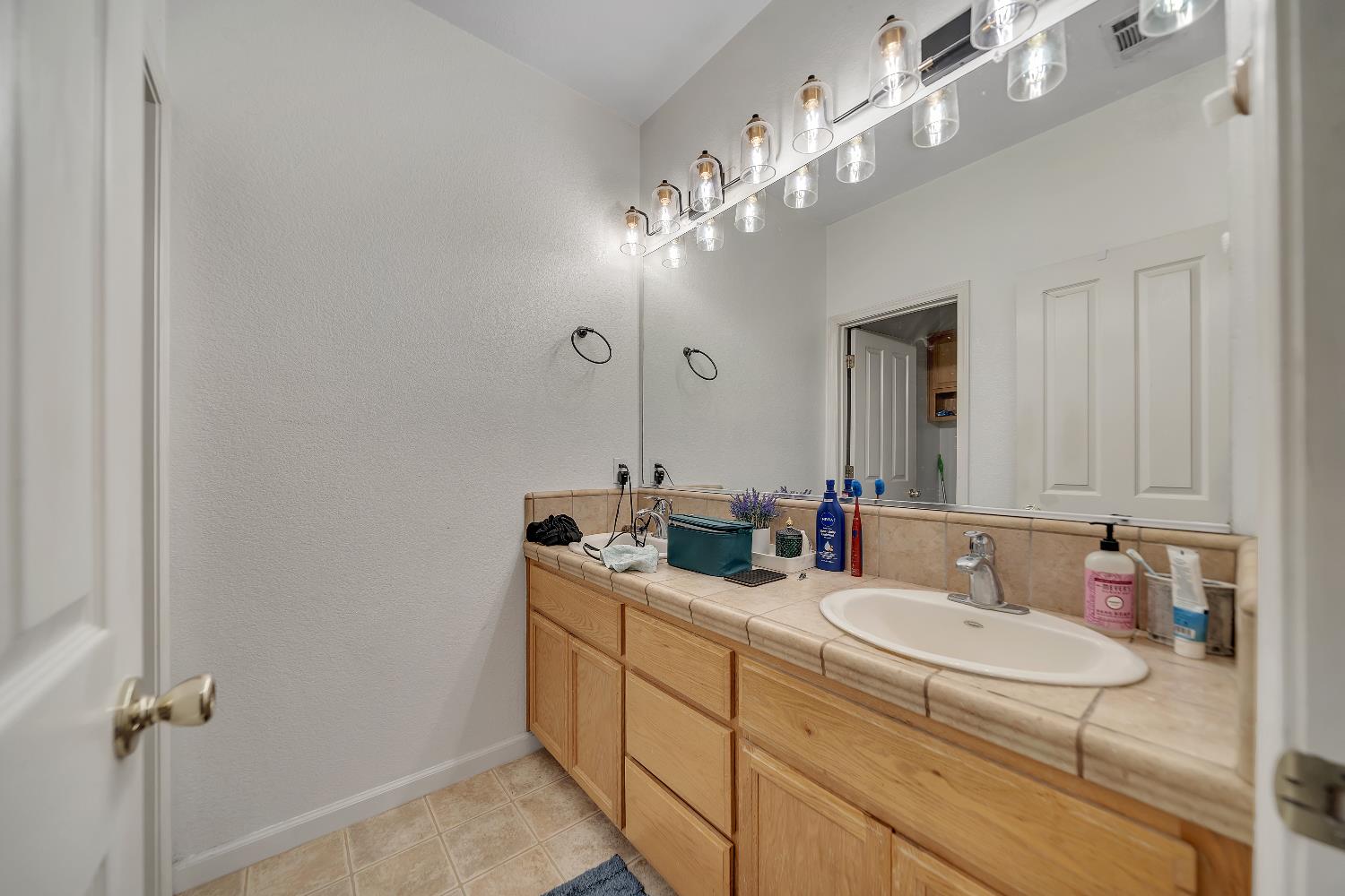 2841 BLUE OAK Ct, Turlock, CA 95382