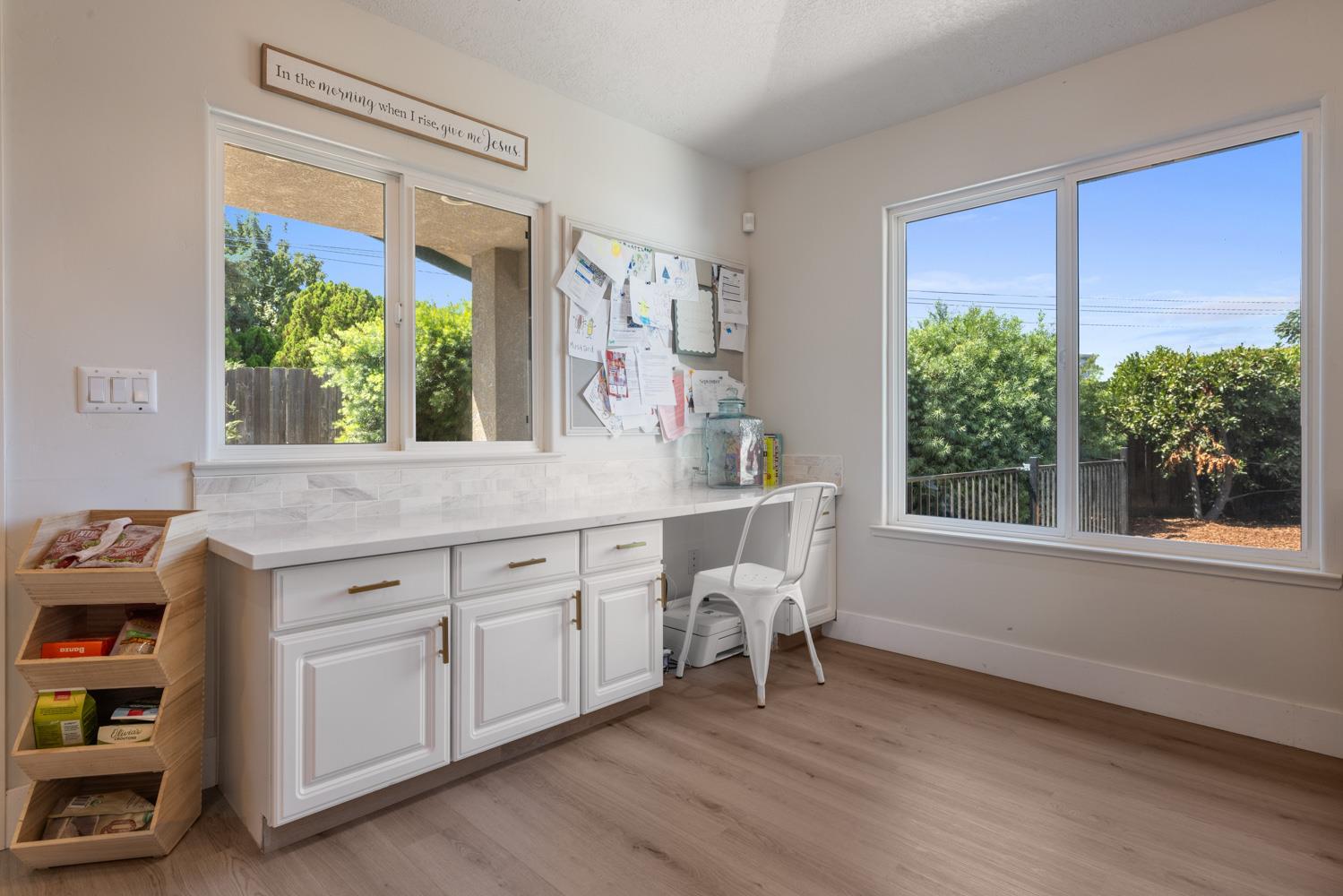 8300 Jantzen Rd, Modesto, CA 95357