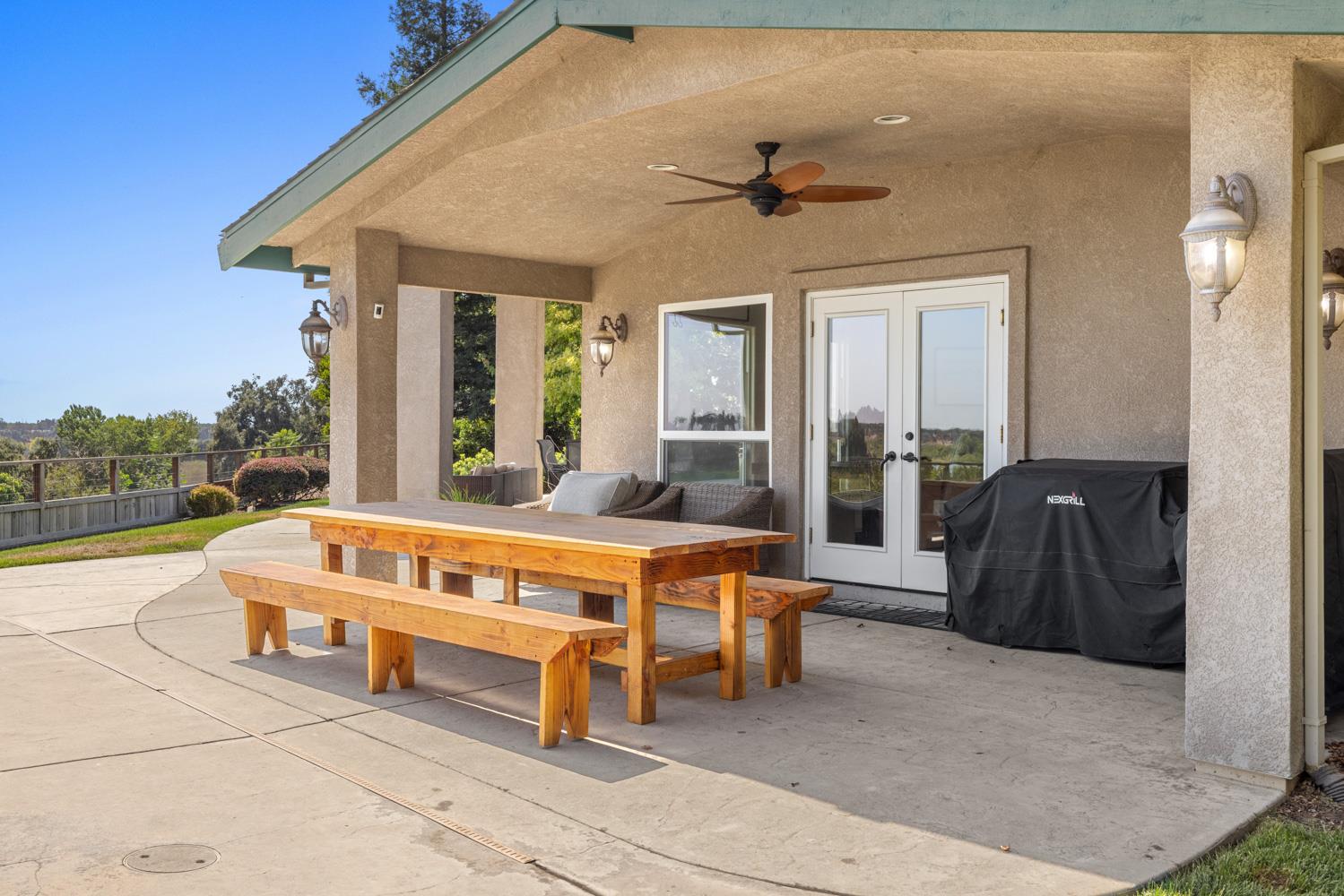 8300 Jantzen Rd, Modesto, CA 95357