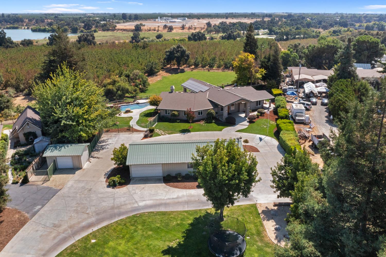 8300 Jantzen Rd, Modesto, CA 95357