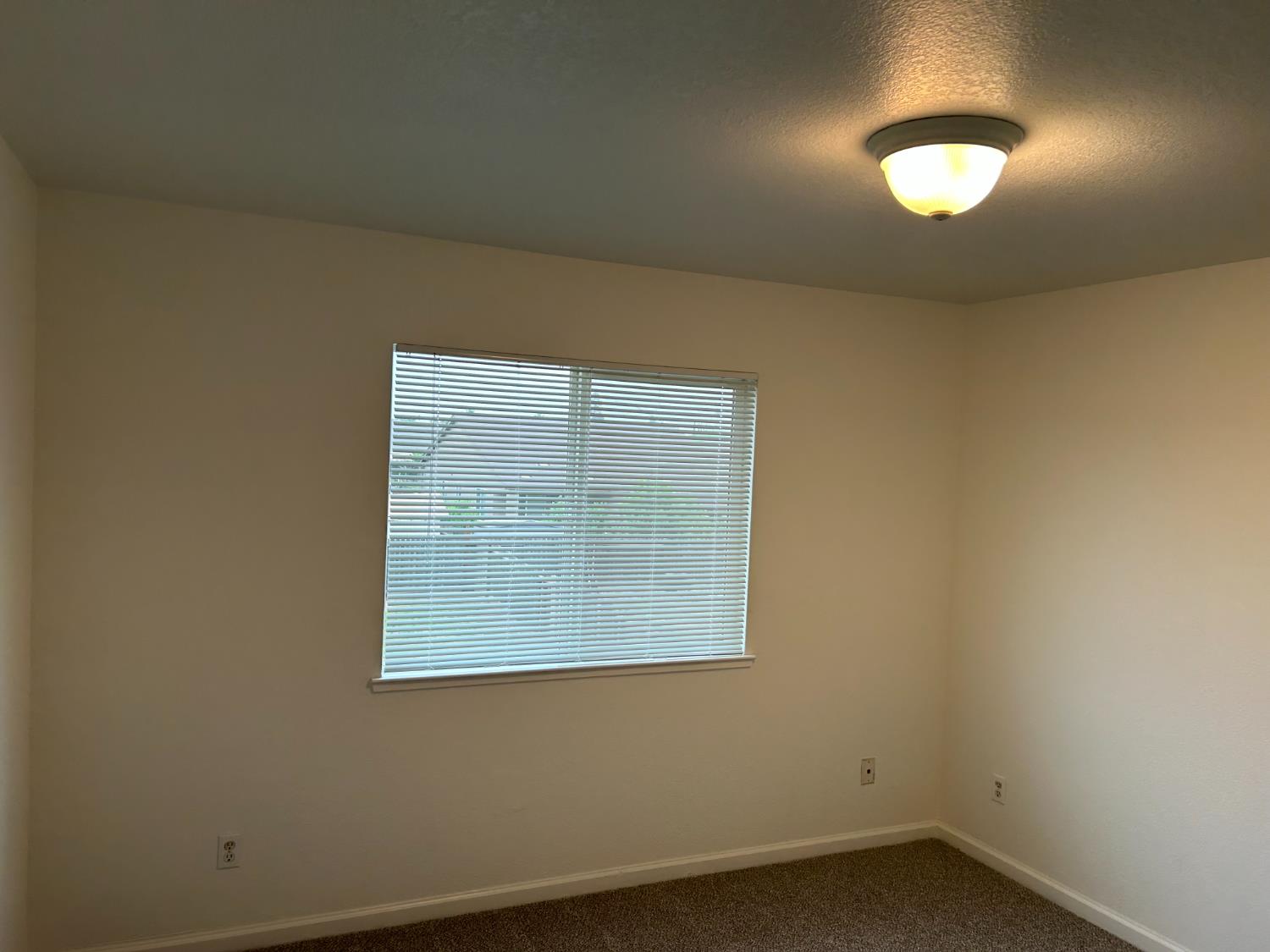 1808 N Rancho Encantado Ct, Modesto, CA 95358