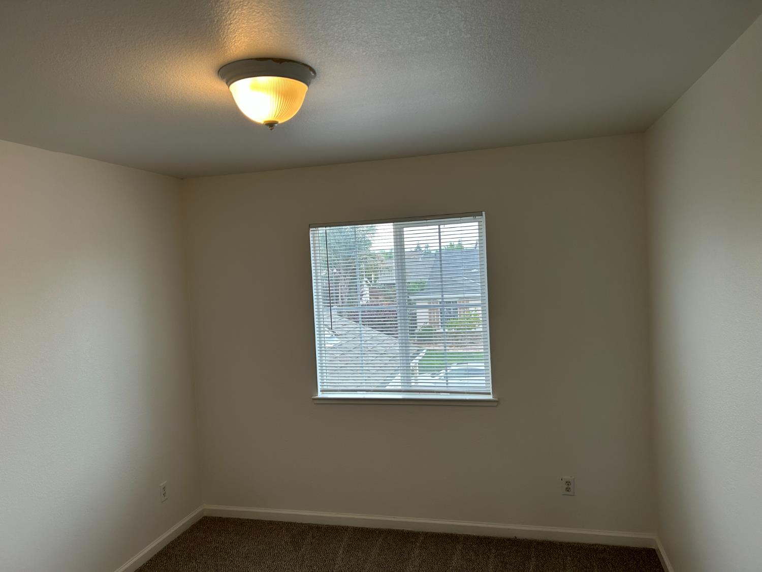 1808 N Rancho Encantado Ct, Modesto, CA 95358