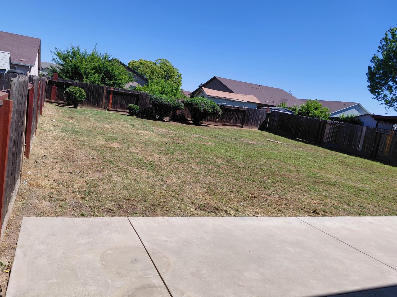 1808 N Rancho Encantado Ct, Modesto, CA 95358