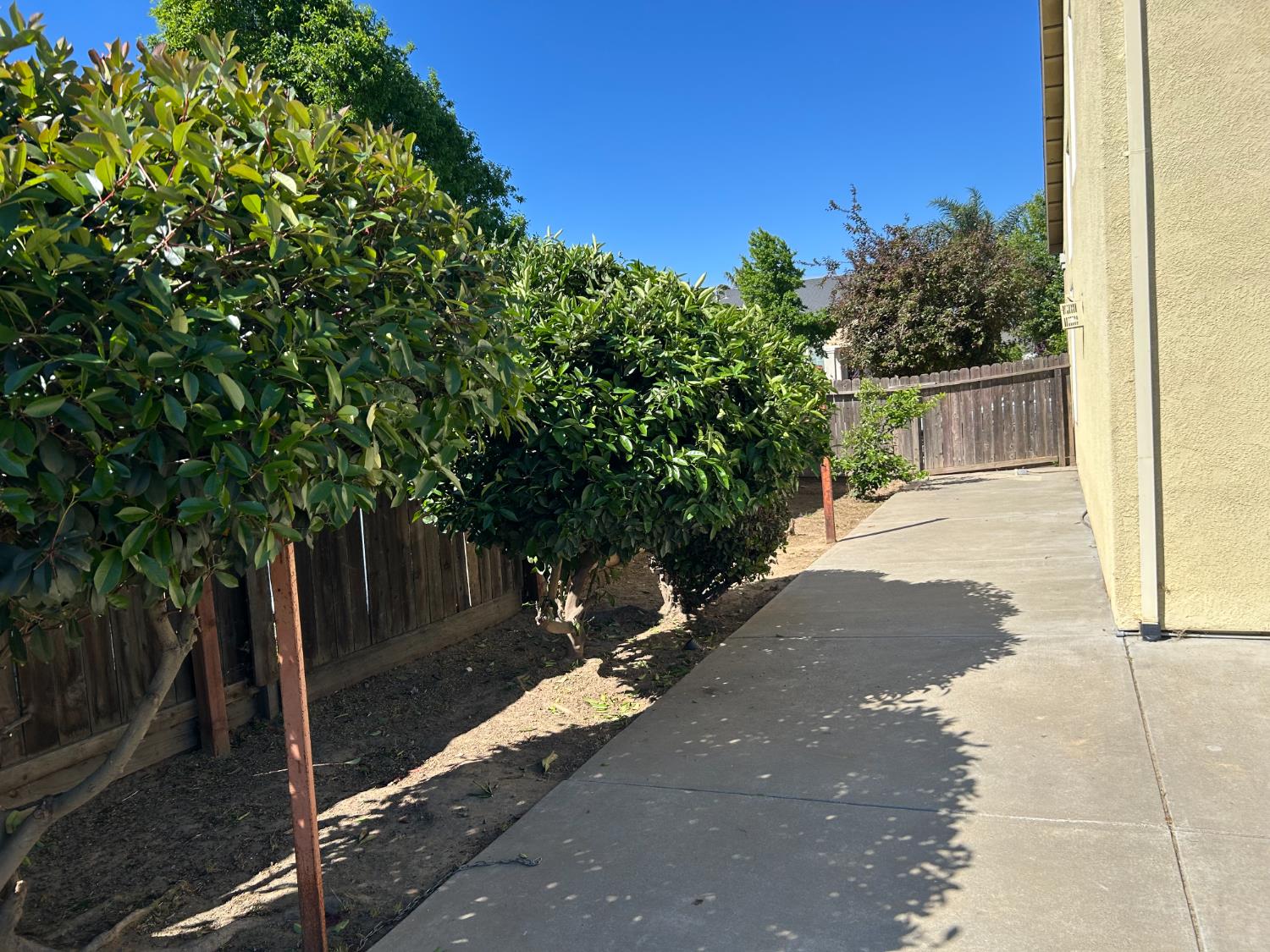 1808 N Rancho Encantado Ct, Modesto, CA 95358