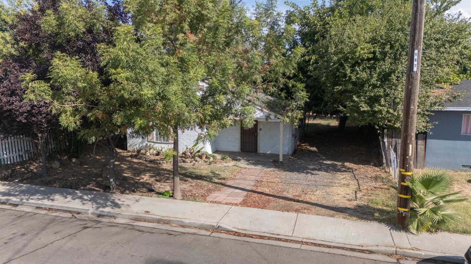 3743 California Ave, Riverbank, CA 95367