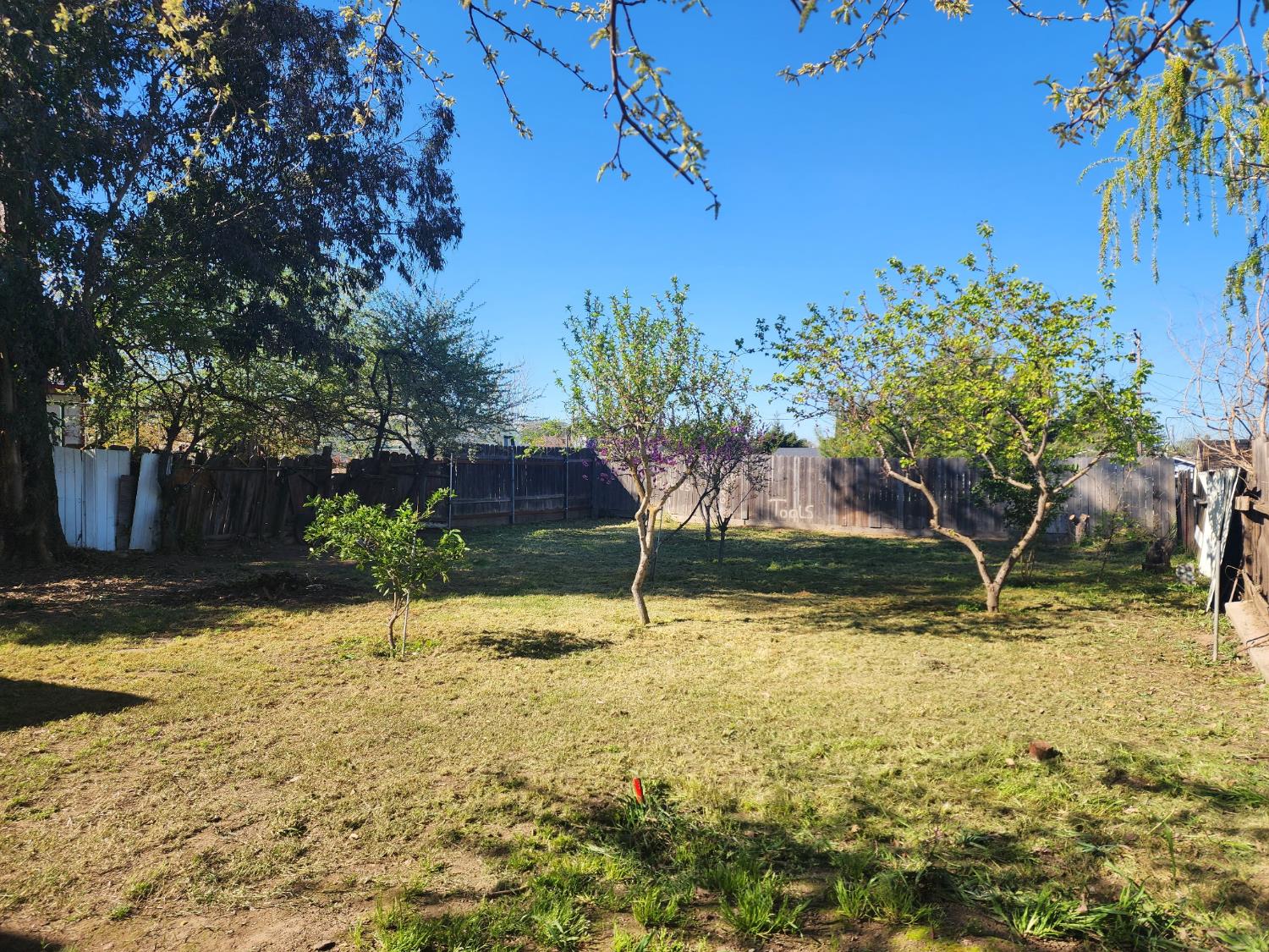 3743 California Ave, Riverbank, CA 95367