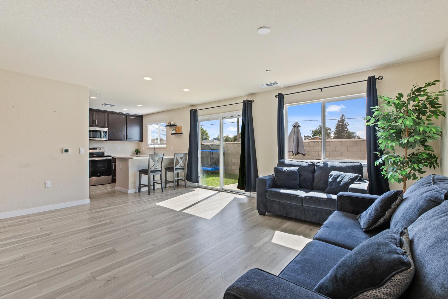 1202 Impression St, Turlock, CA 95380