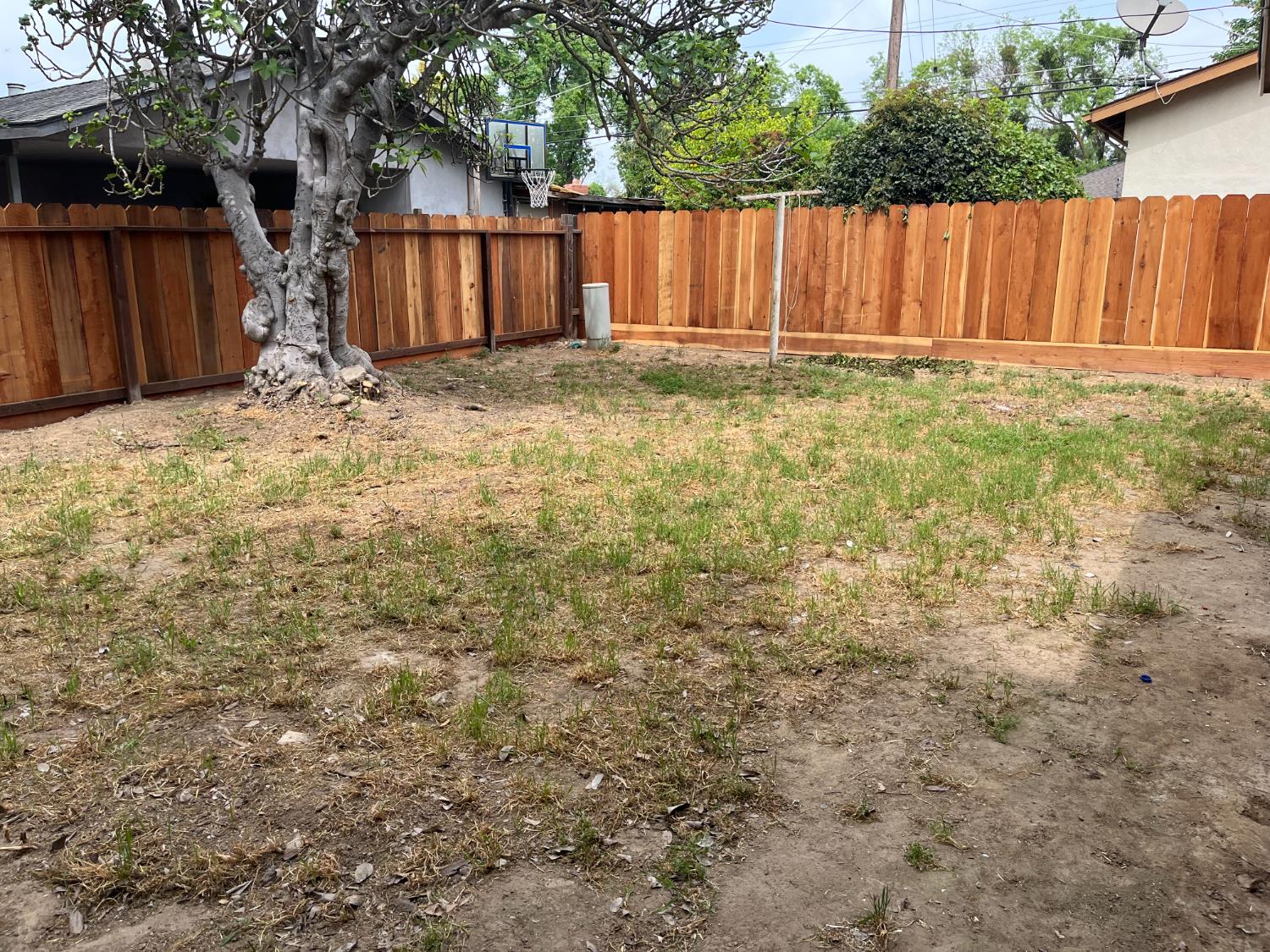 1501 Pelton Ave, Modesto, CA 95351