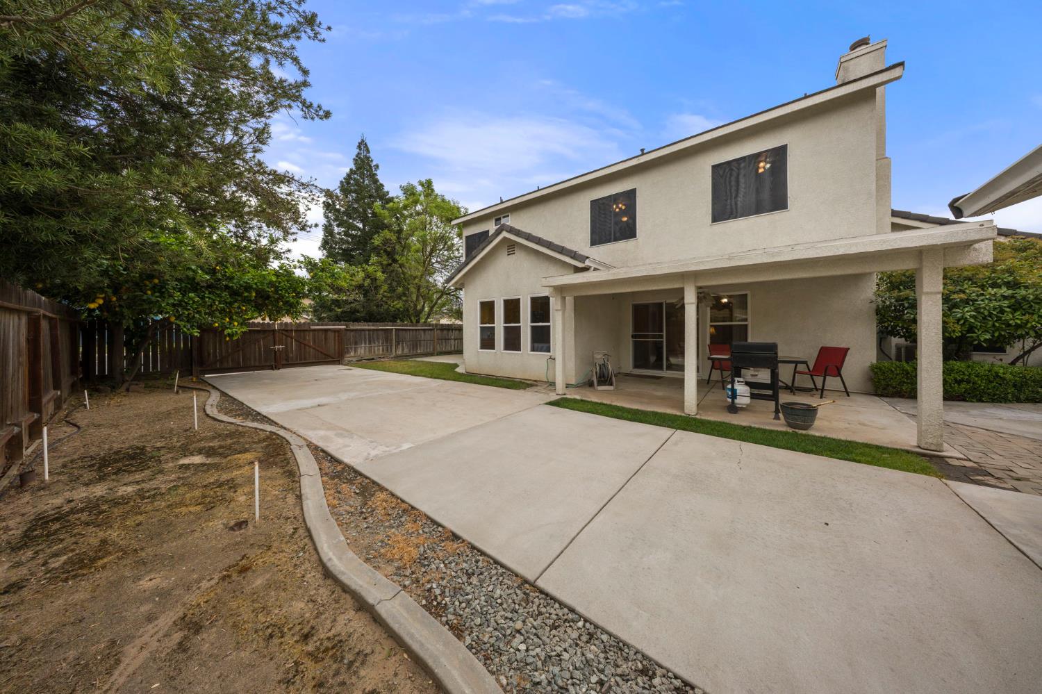 2101 Arabian Way, Turlock, CA 95380