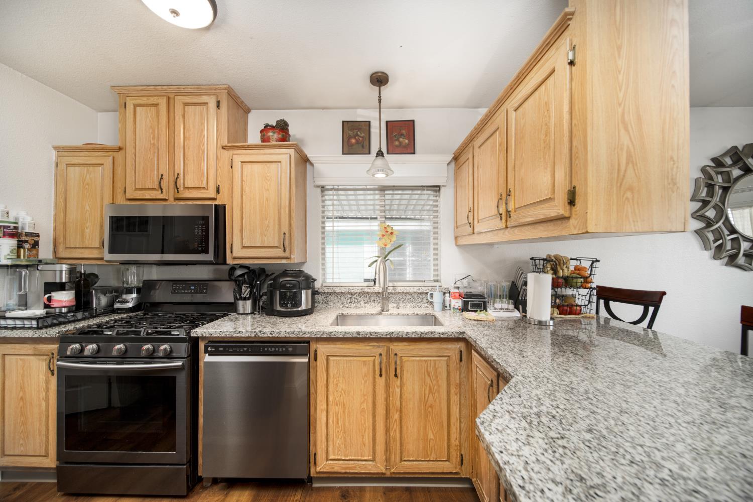 2841 Fowler Rd #42, Ceres, CA 95307