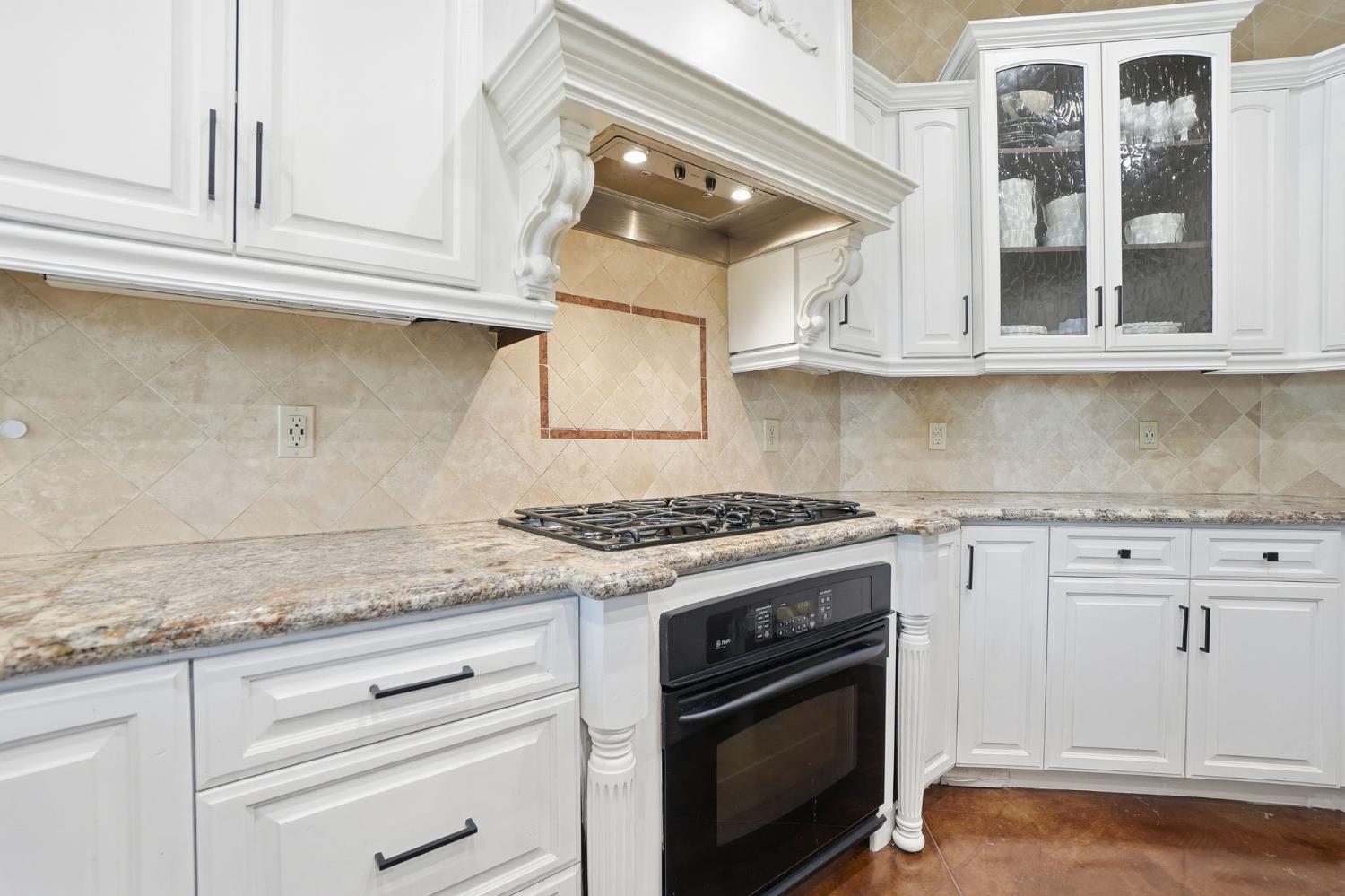 10749 Amerine Ln, Oakdale, CA 95361