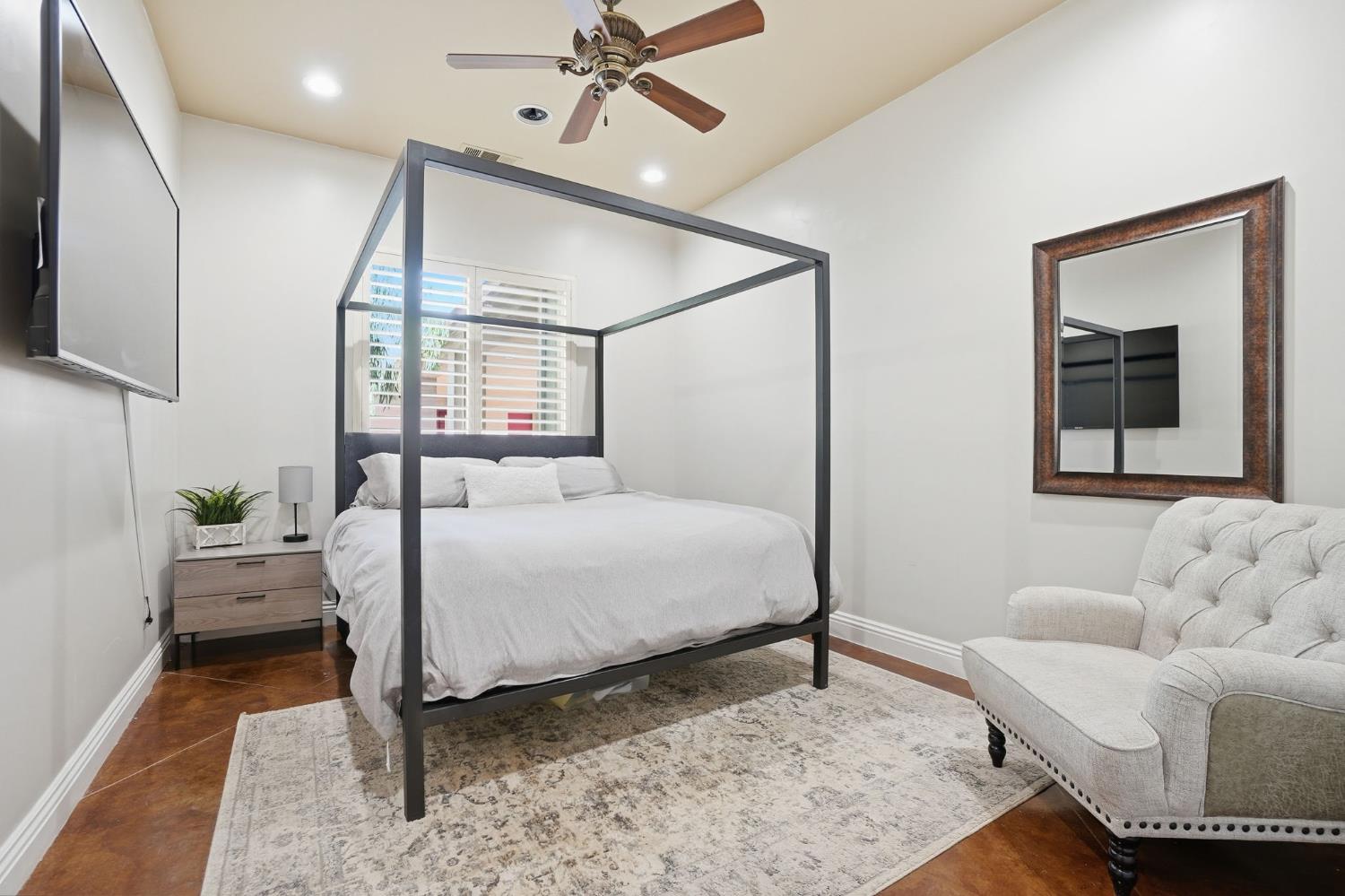 10749 Amerine Ln, Oakdale, CA 95361