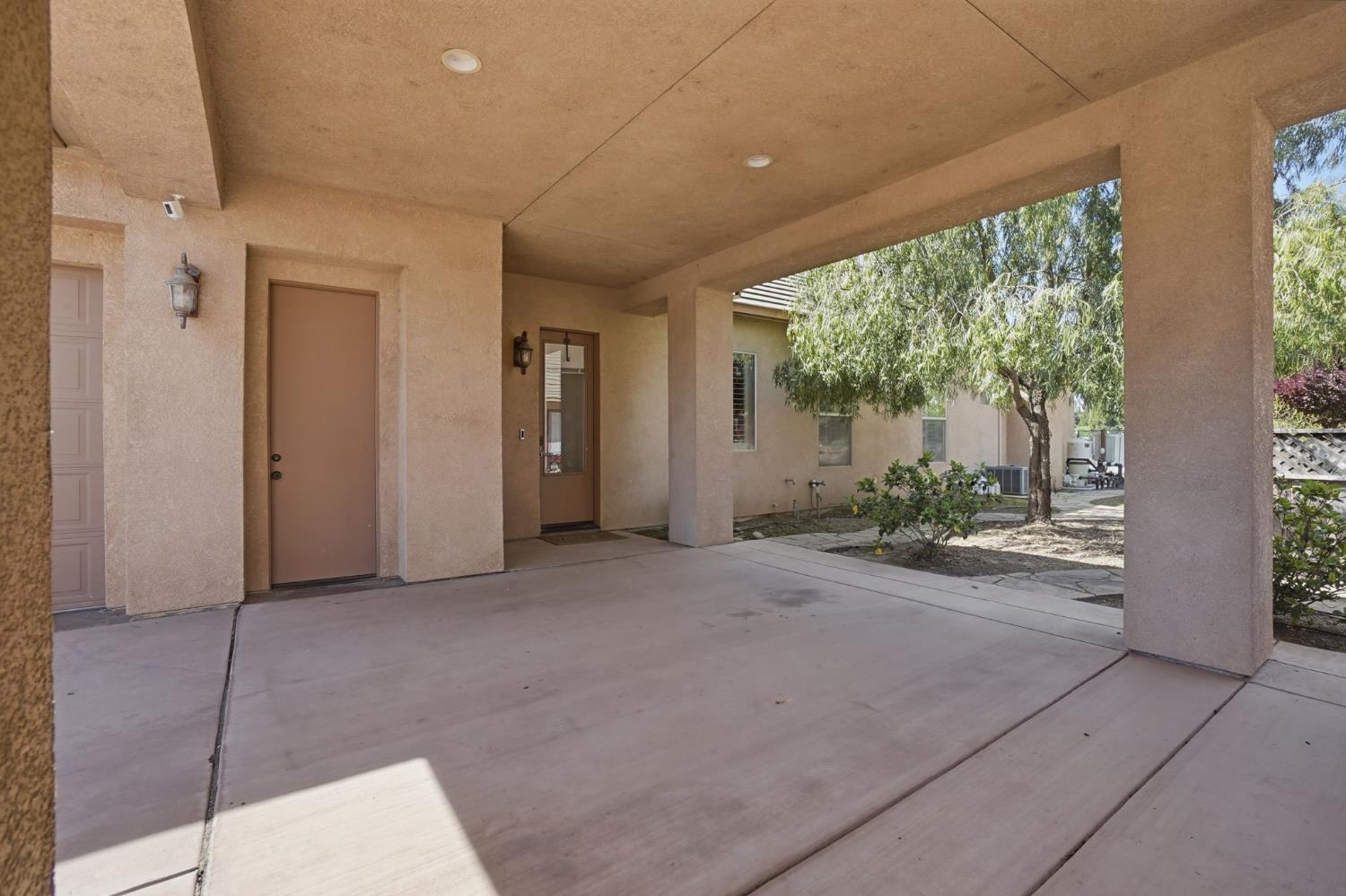 10749 Amerine Ln, Oakdale, CA 95361