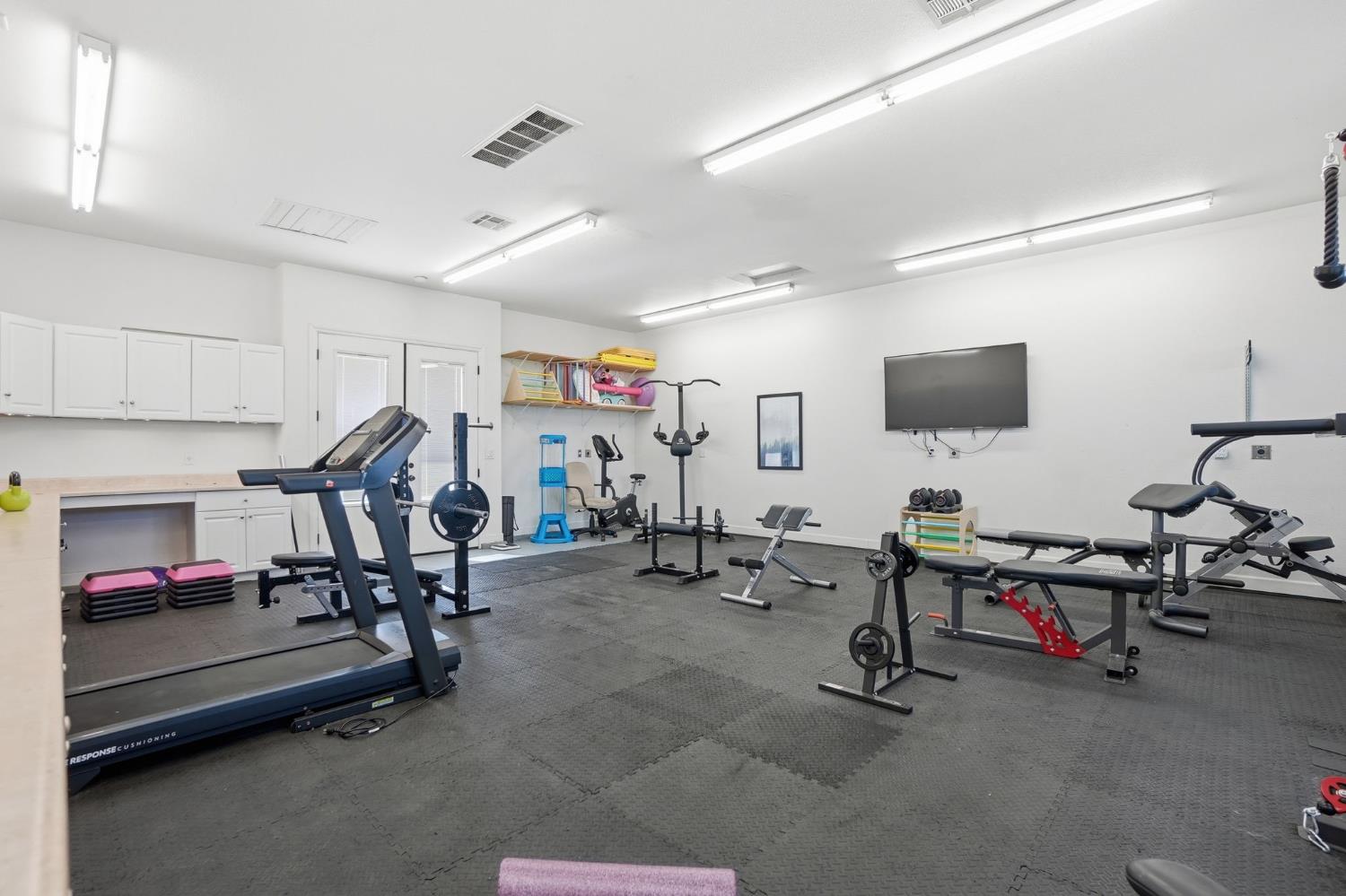 10749 Amerine Ln, Oakdale, CA 95361