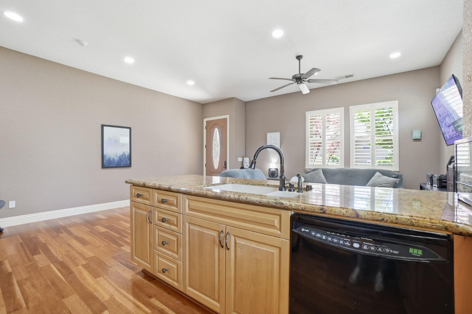 10749 Amerine Ln, Oakdale, CA 95361