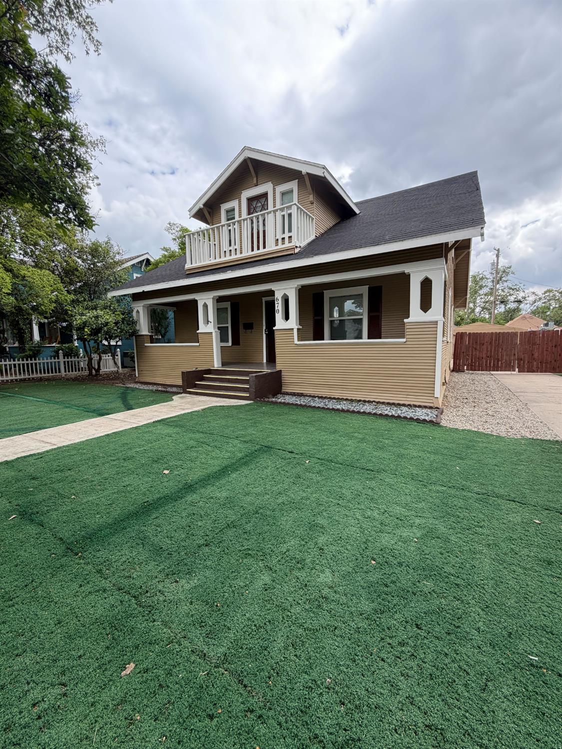 670 Mitchell Ave, Turlock, CA 95380