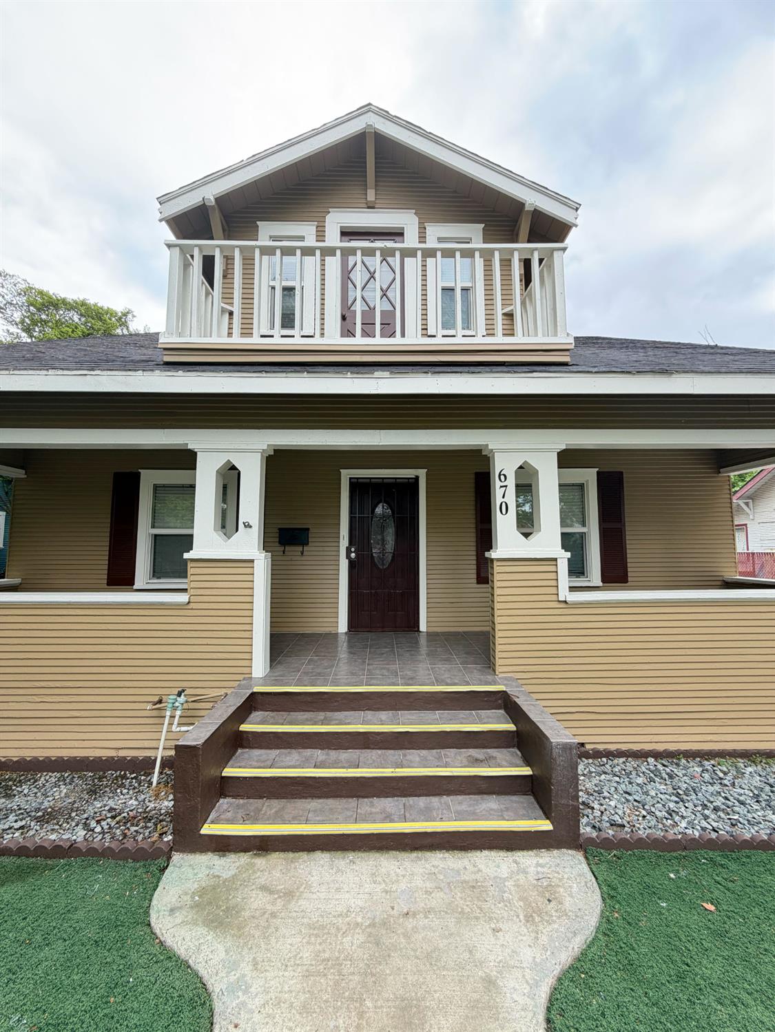 670 Mitchell Ave, Turlock, CA 95380