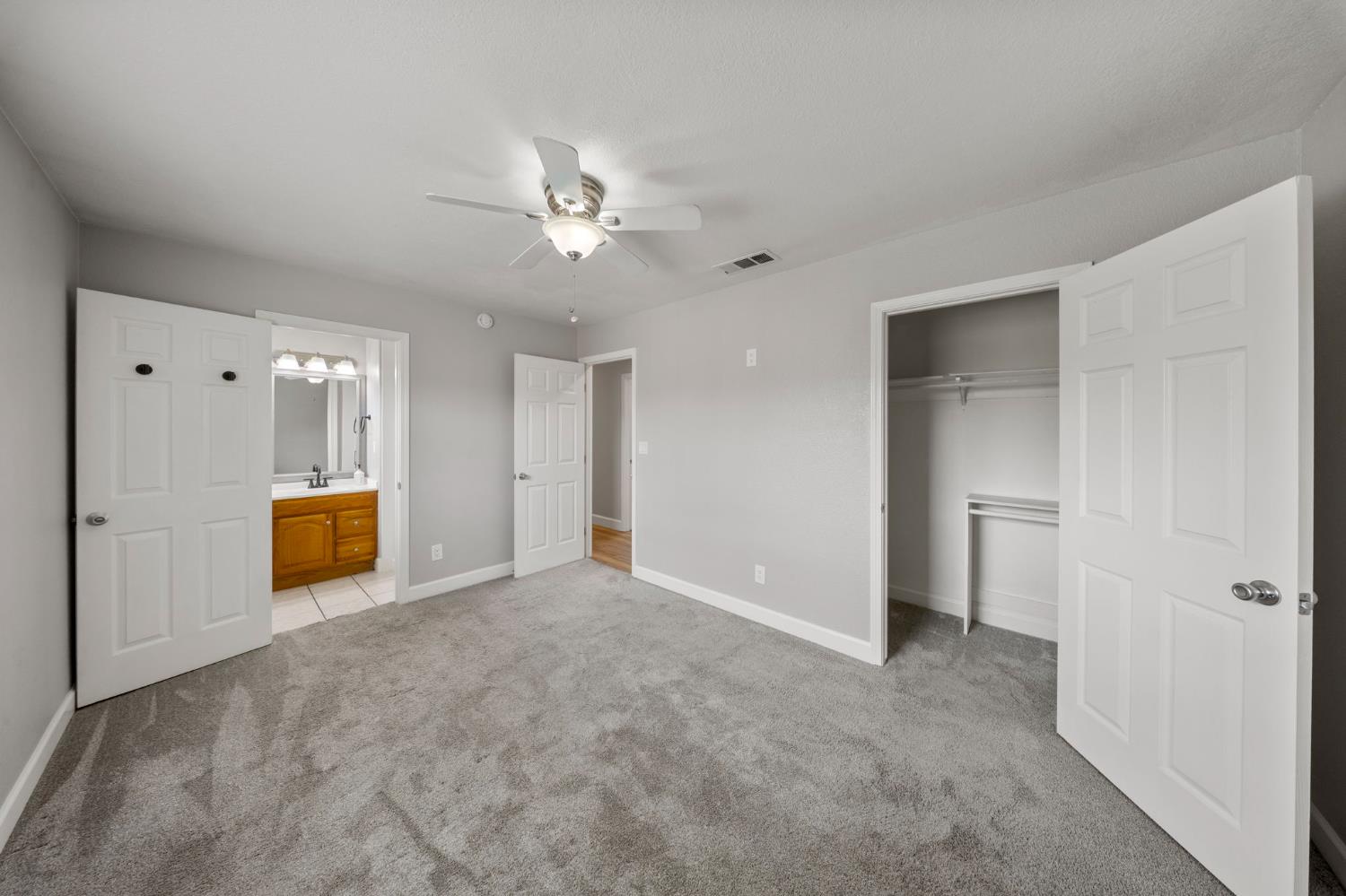 2021 Ellison Dr, Modesto, CA 95355