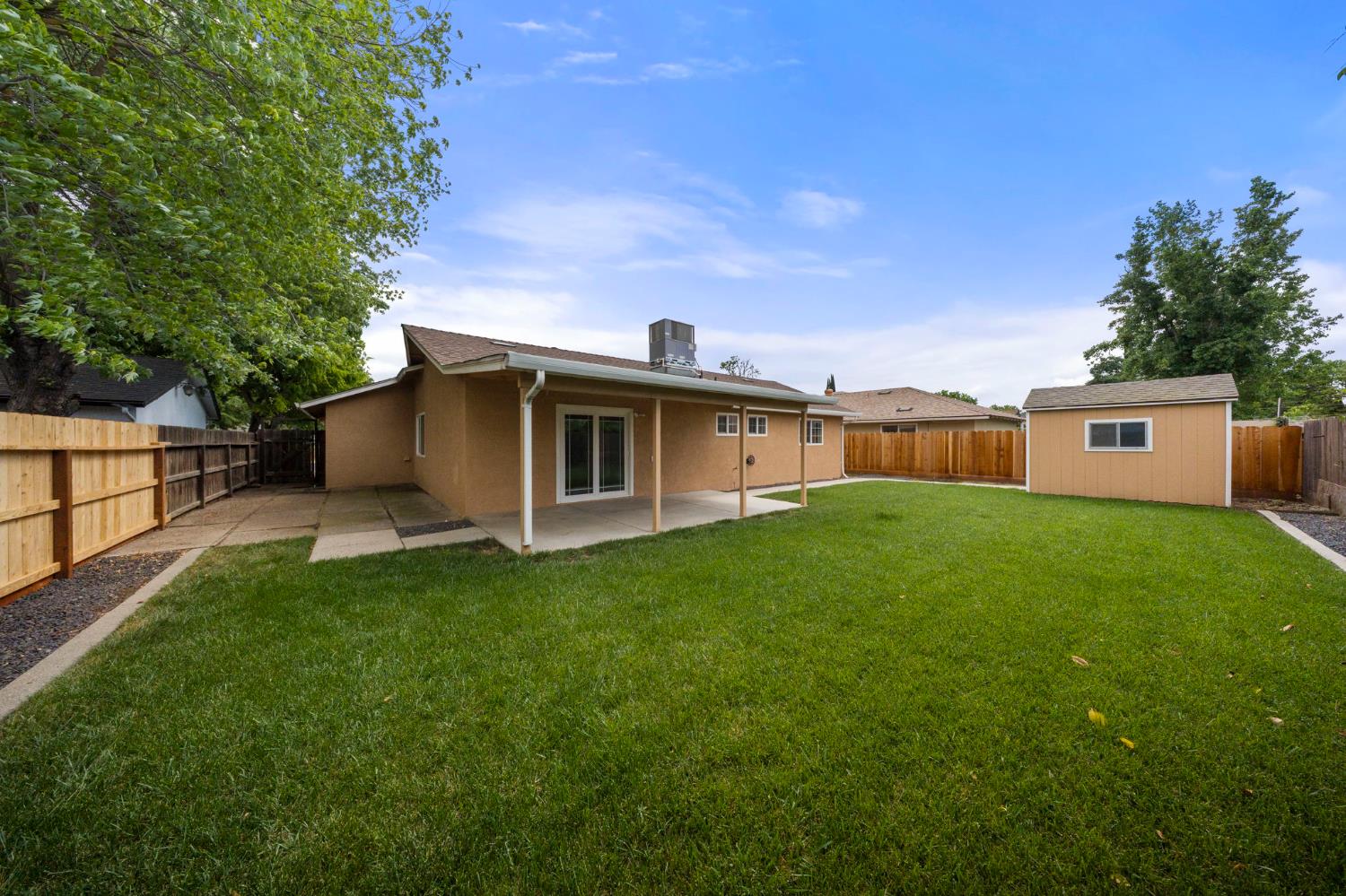 2021 Ellison Dr, Modesto, CA 95355