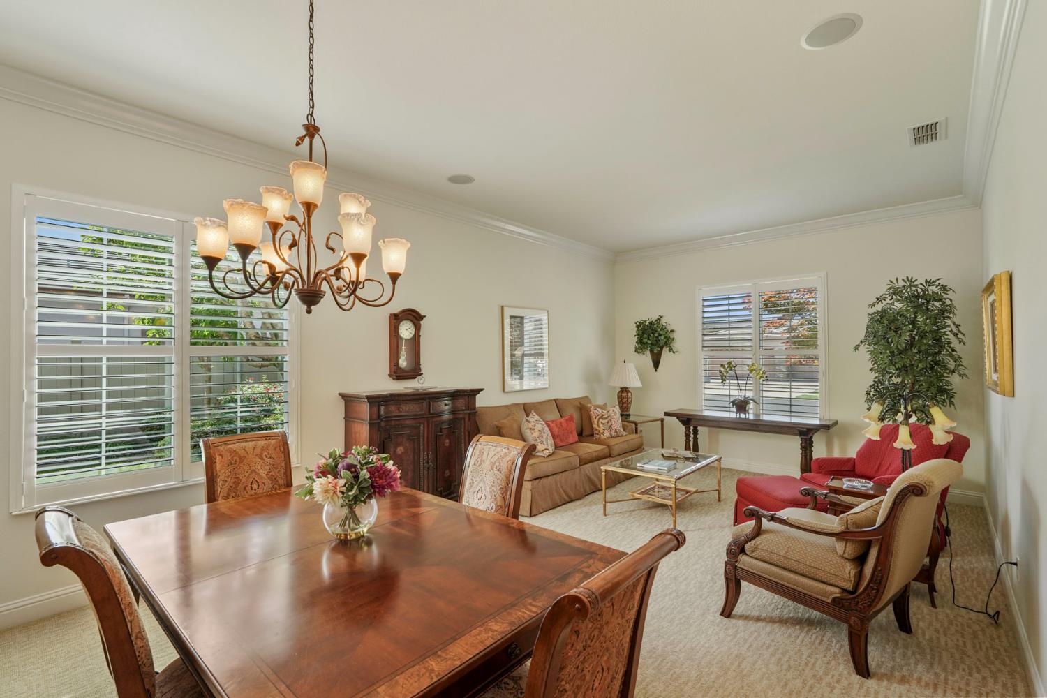 1288 Maple Valley St, Manteca, CA 95336