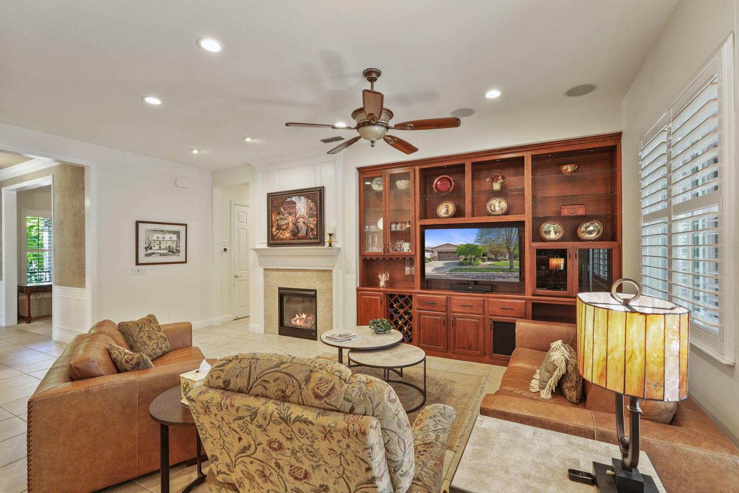 1288 Maple Valley St, Manteca, CA 95336